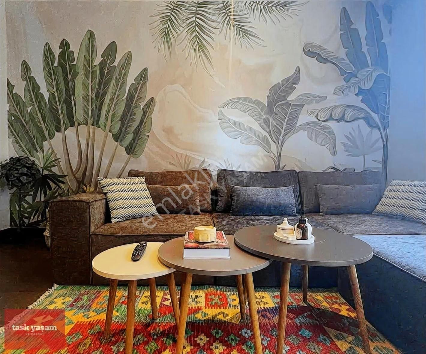 Selenıum Retroda Kiralık Eşyalı 1+1 Ofis Katı - Görsel 6