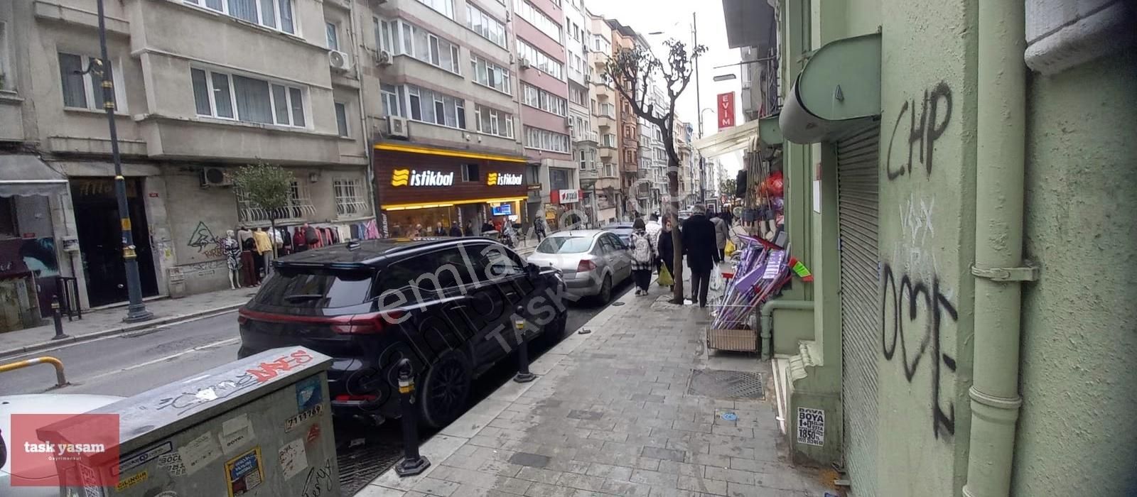 Kurtuluş Caddesi'nin Göbeğinde 240m2 3+1 Satılık Daire - Görsel 2