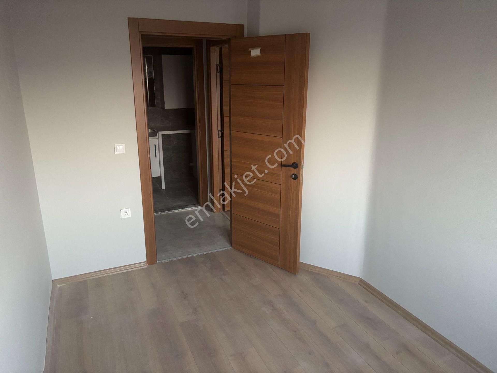 Deniz, Havuz, İzmir Manzaralı Site İçi Arakat, D.gazlı, Klimalı, K.mutfak 2+1 Daire - Görsel 22
