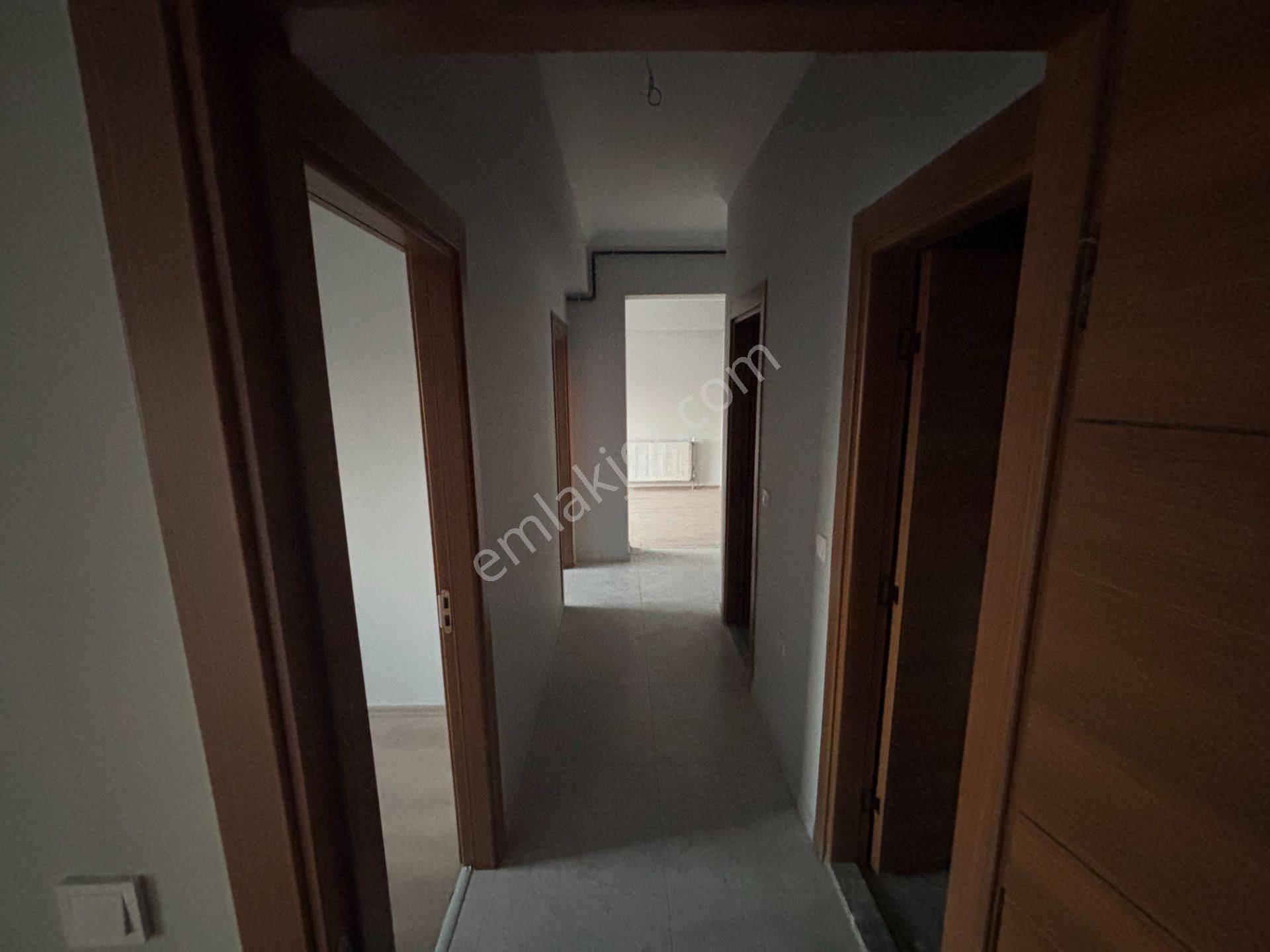 Deniz, Havuz, İzmir Manzaralı Site İçi Arakat, D.gazlı, Klimalı, K.mutfak 2+1 Daire - Görsel 18
