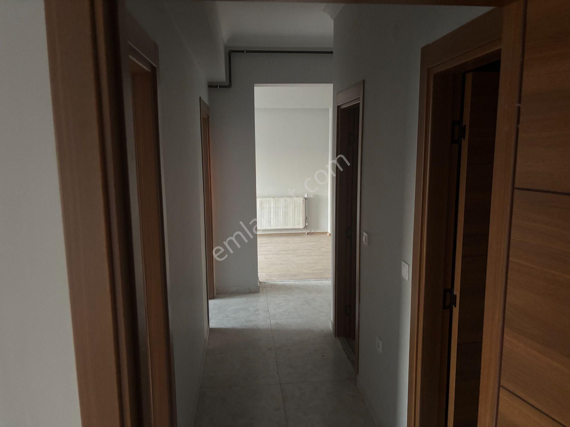 Deniz, Havuz, İzmir Manzaralı Site İçi Arakat, D.gazlı, Klimalı, K.mutfak 2+1 Daire - Görsel 19