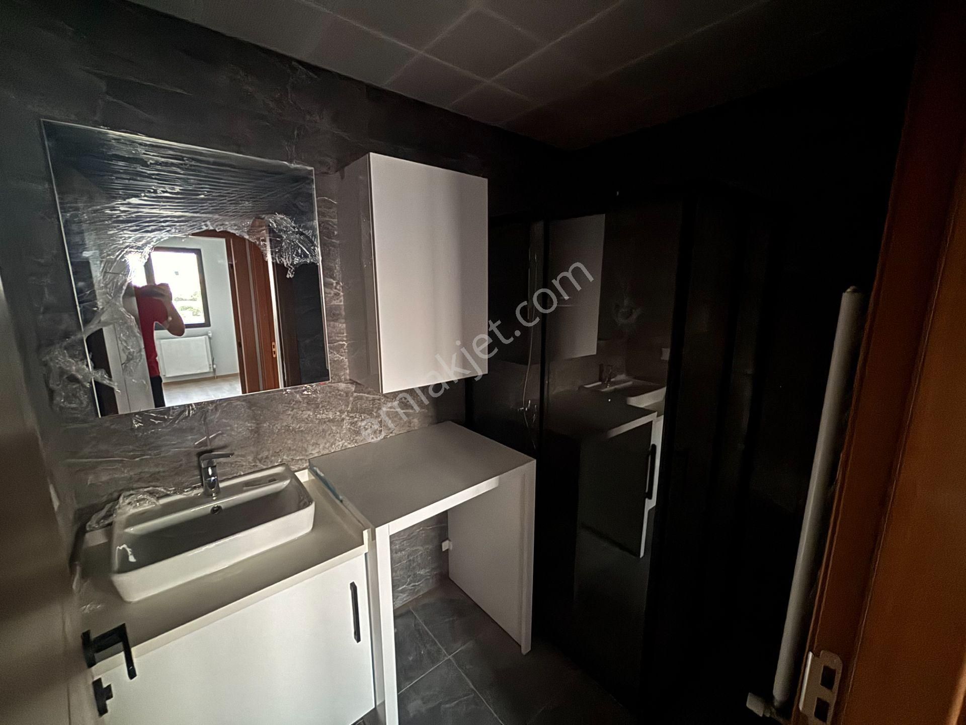 Deniz, Havuz, İzmir Manzaralı Site İçi Arakat, D.gazlı, Klimalı, K.mutfak 2+1 Daire - Görsel 24