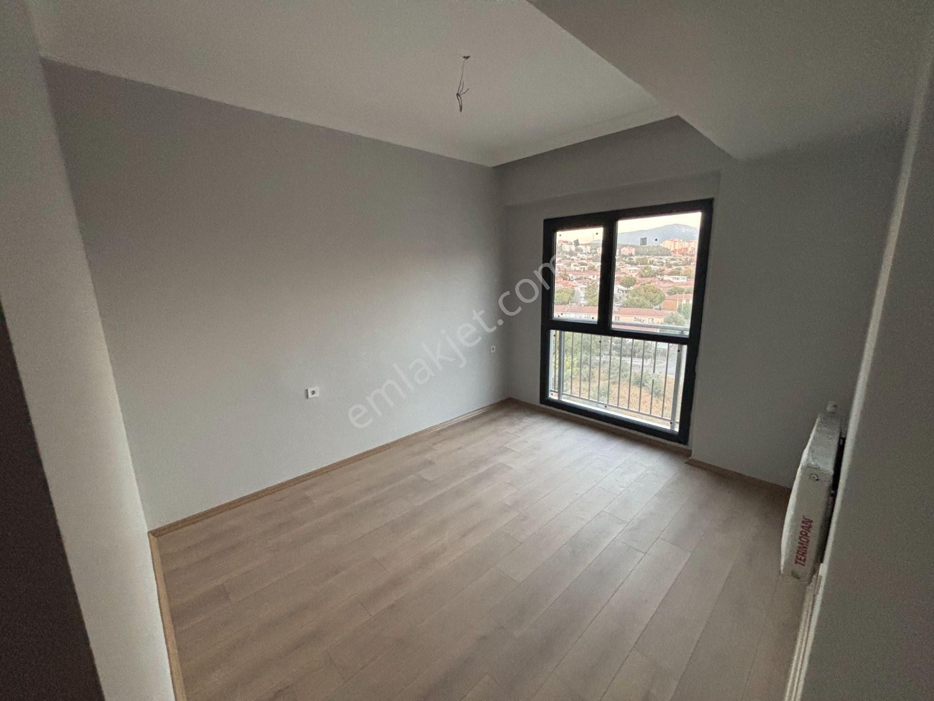 Deniz, Havuz, İzmir Manzaralı Site İçi Arakat, D.gazlı, Klimalı, K.mutfak 2+1 Daire - Görsel 28