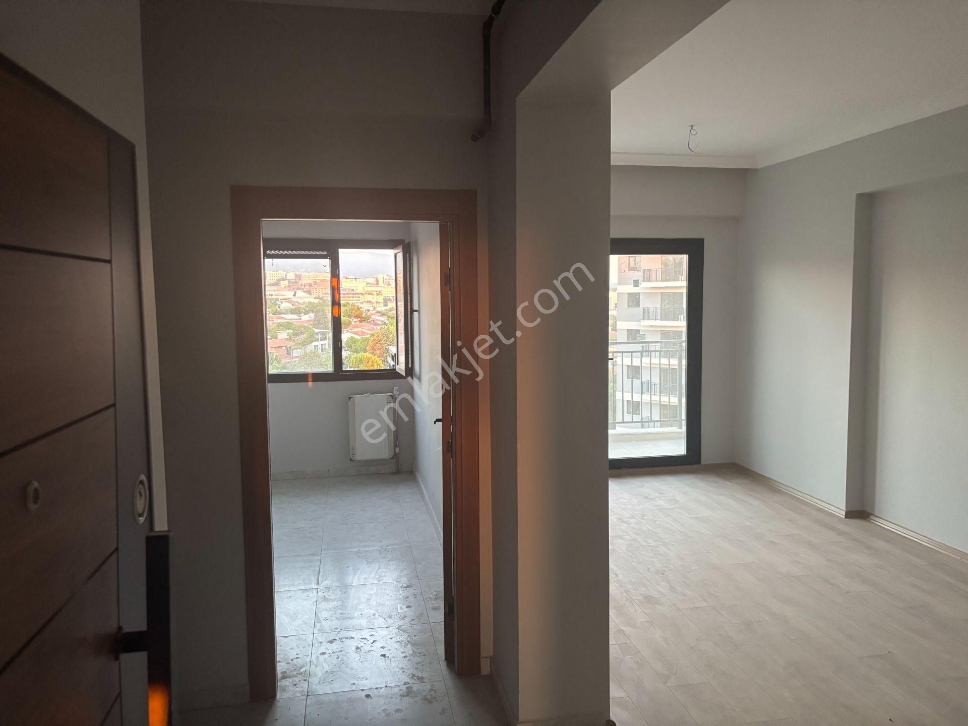 Deniz, Havuz, İzmir Manzaralı Site İçi Arakat, D.gazlı, Klimalı, K.mutfak 2+1 Daire - Görsel 31