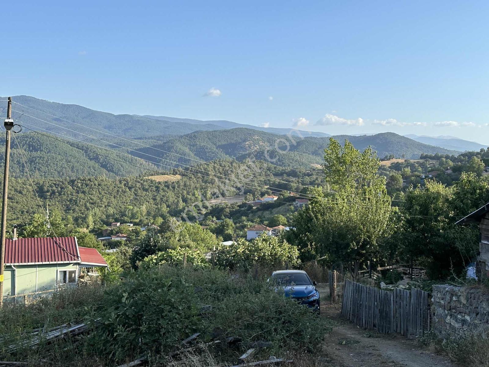 Yeşil Doğa Kazdağı Eteğinde Köy İçi 240 M2 Satılık Arsa