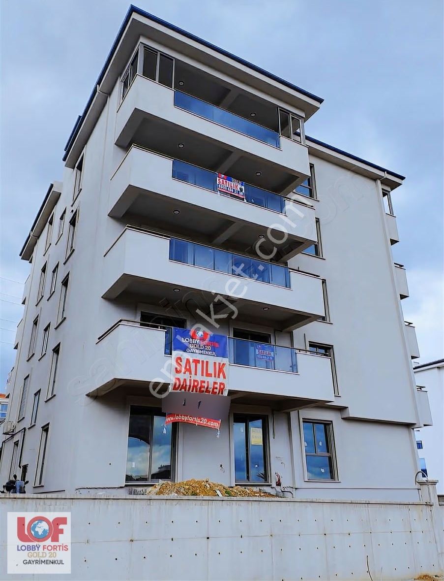 Lobby Fortis'ten Ferhatlar Koleji Yanı 165m2 Satılık 3+1 Daire