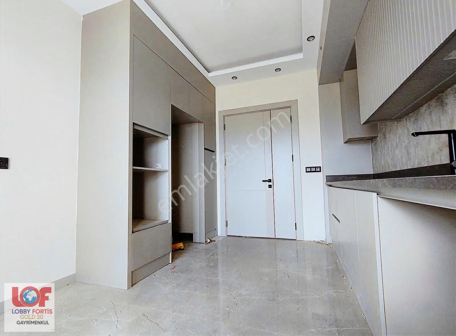 Lobby Fortis'ten Ferhatlar Koleji Yanı 165m2 Satılık 3+1 Daire - Görsel 2