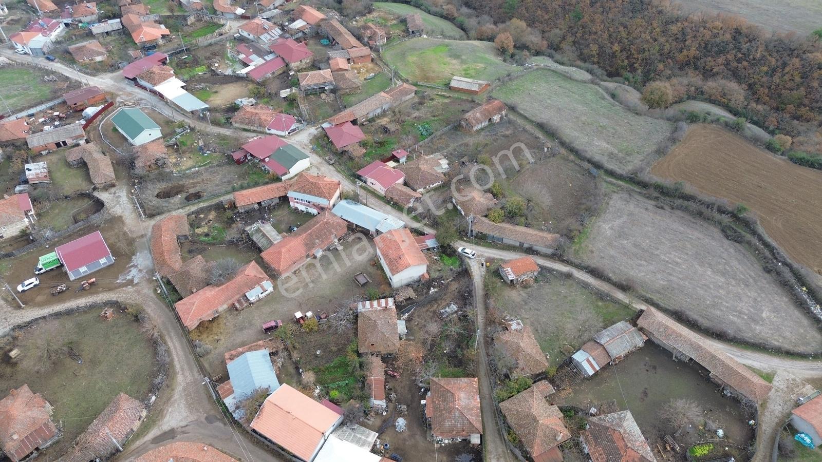 Çanakkale Dondurma Köy Merkezinde Evi Olan 1127 M2 Arsa - Görsel 5