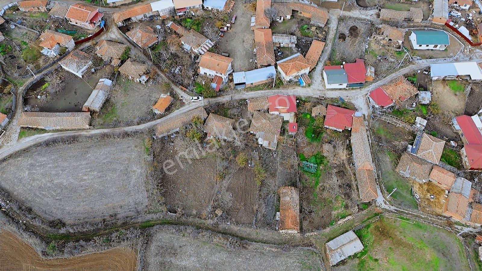 Çanakkale Dondurma Köy Merkezinde Evi Olan 1127 M2 Arsa - Görsel 2