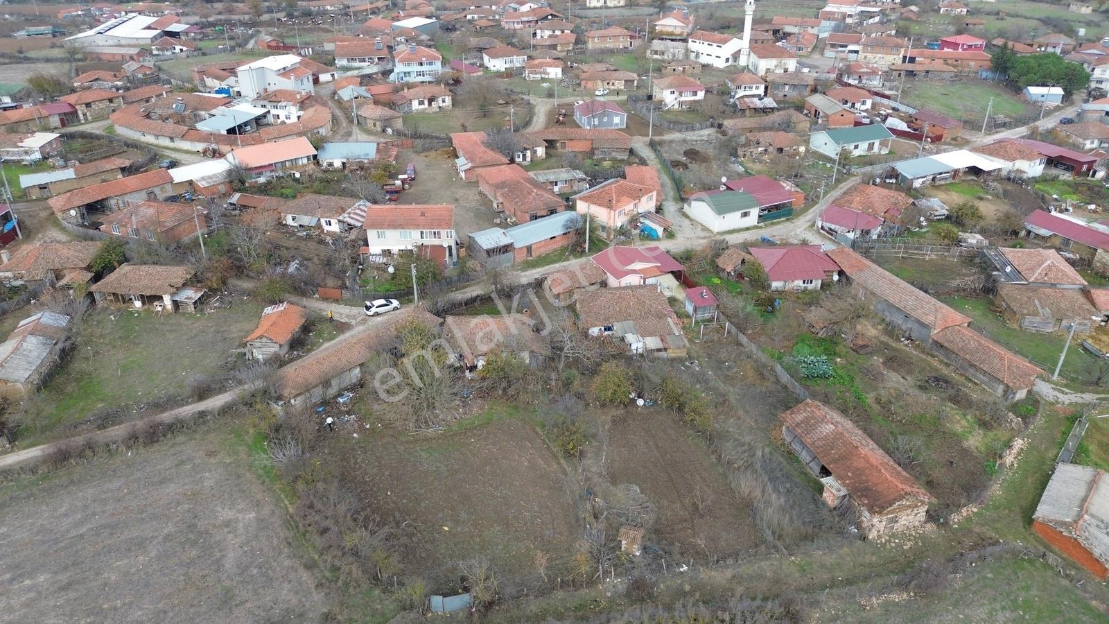 Çanakkale Dondurma Köy Merkezinde Evi Olan 1127 M2 Arsa - Görsel 31