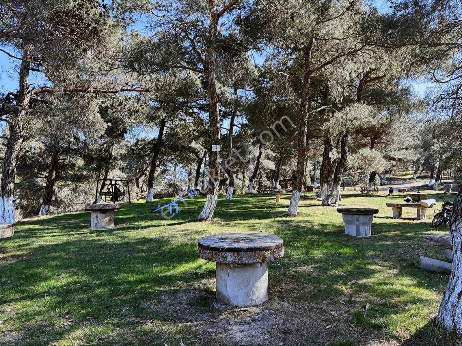 Çanakkale Bayramiç Bekirler'de Köye Çok Yakın 520m2 Hobibahçesi - Görsel 7