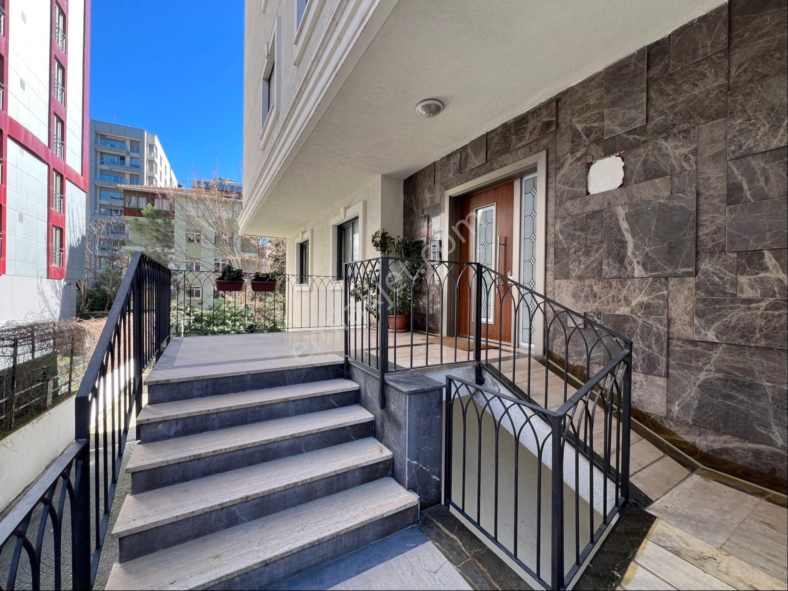 Mehmet Şevki Paşa Cad. Üzerinde Ebeveyn Banyolu 3+1 88 M² - Görsel 31