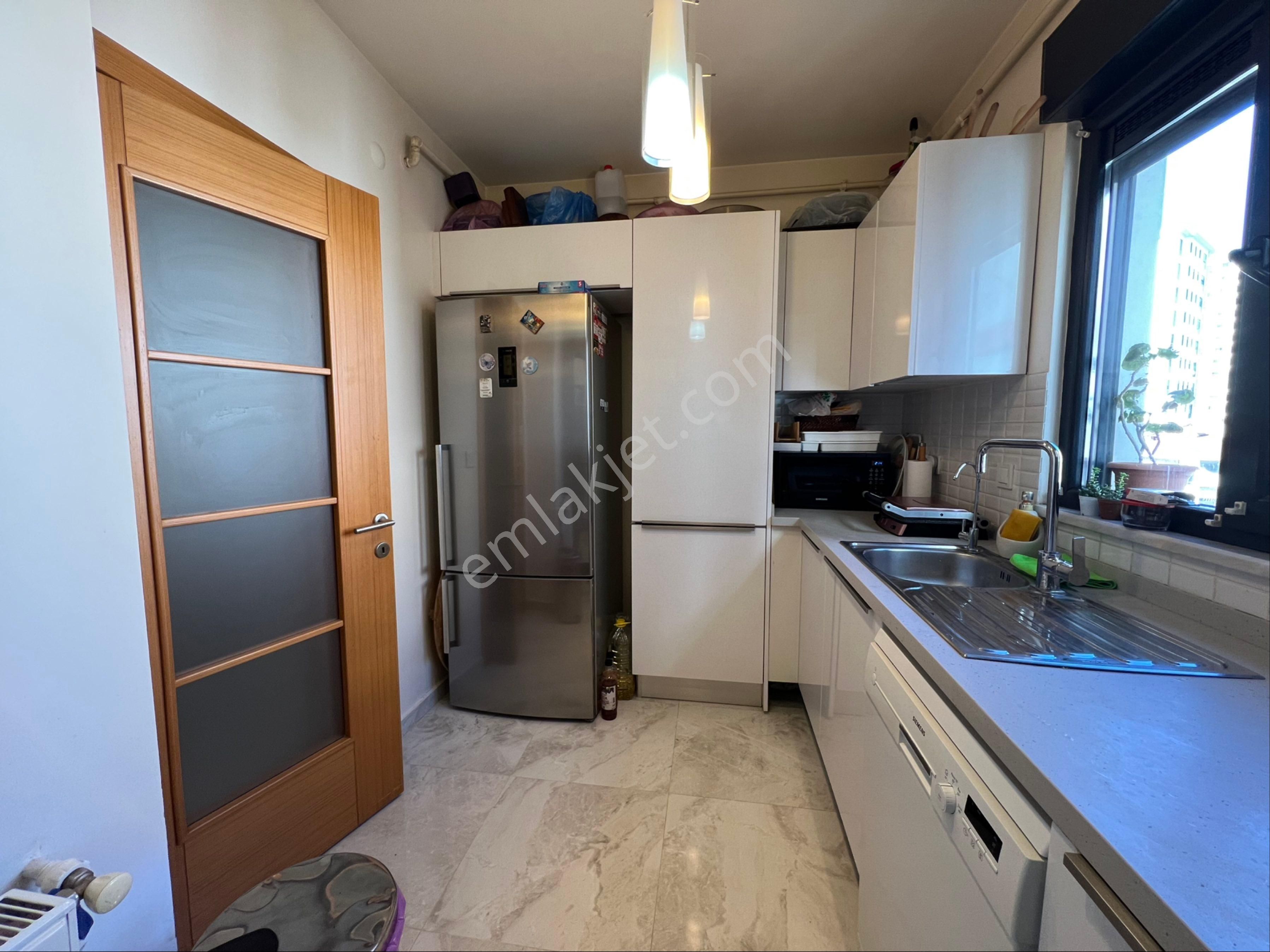 Mehmet Şevki Paşa Cad. Üzerinde Ebeveyn Banyolu 3+1 88 M² - Görsel 12