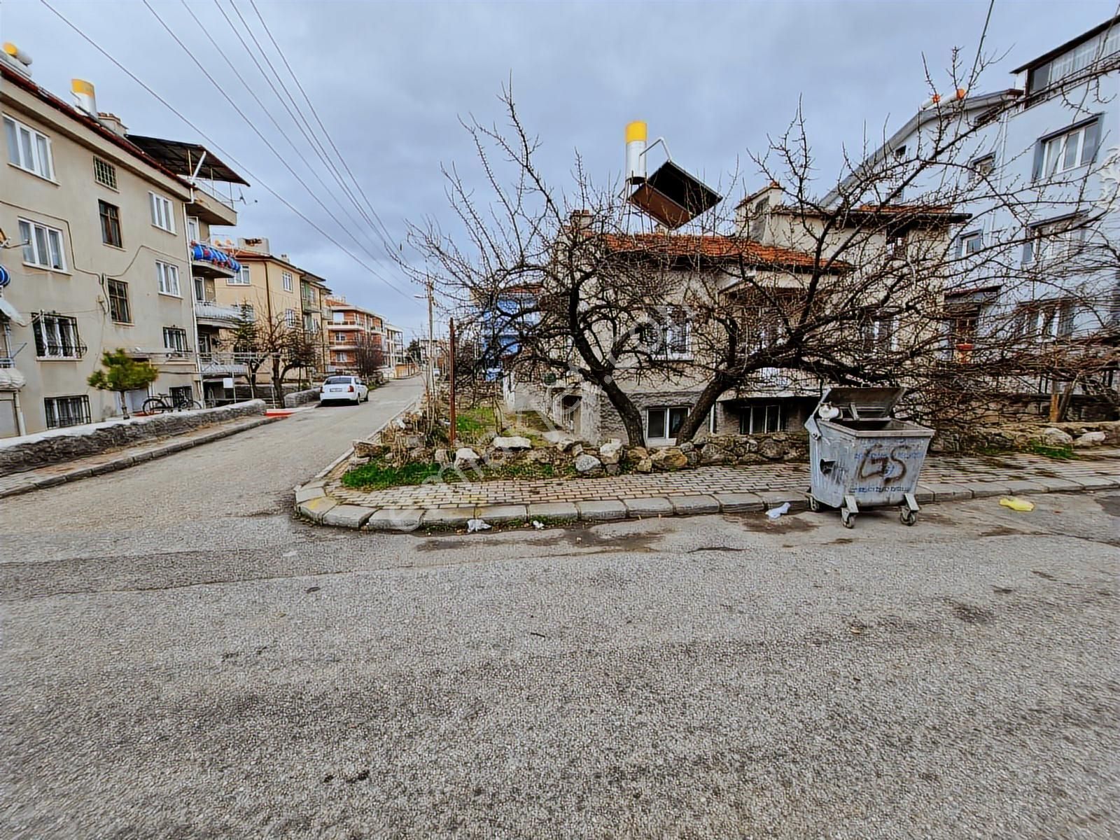 Sahipata Son 3 Adet Topraktan Satilik 2+1 - Görsel 9