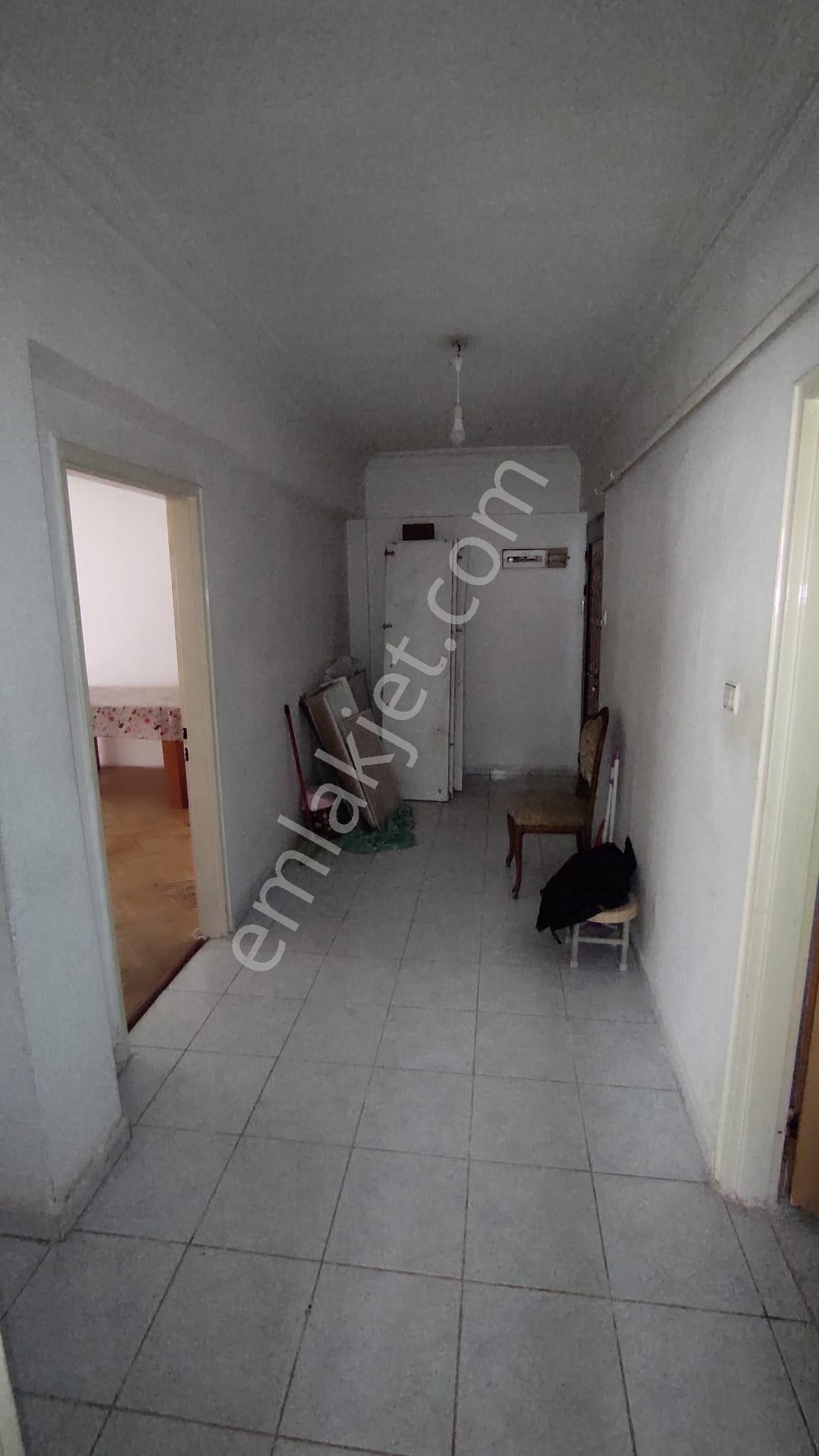 Kiralık*daire*ufuktepe Mah*merkez De*cadde Kenarı*giriş*2+1* - Görsel 4