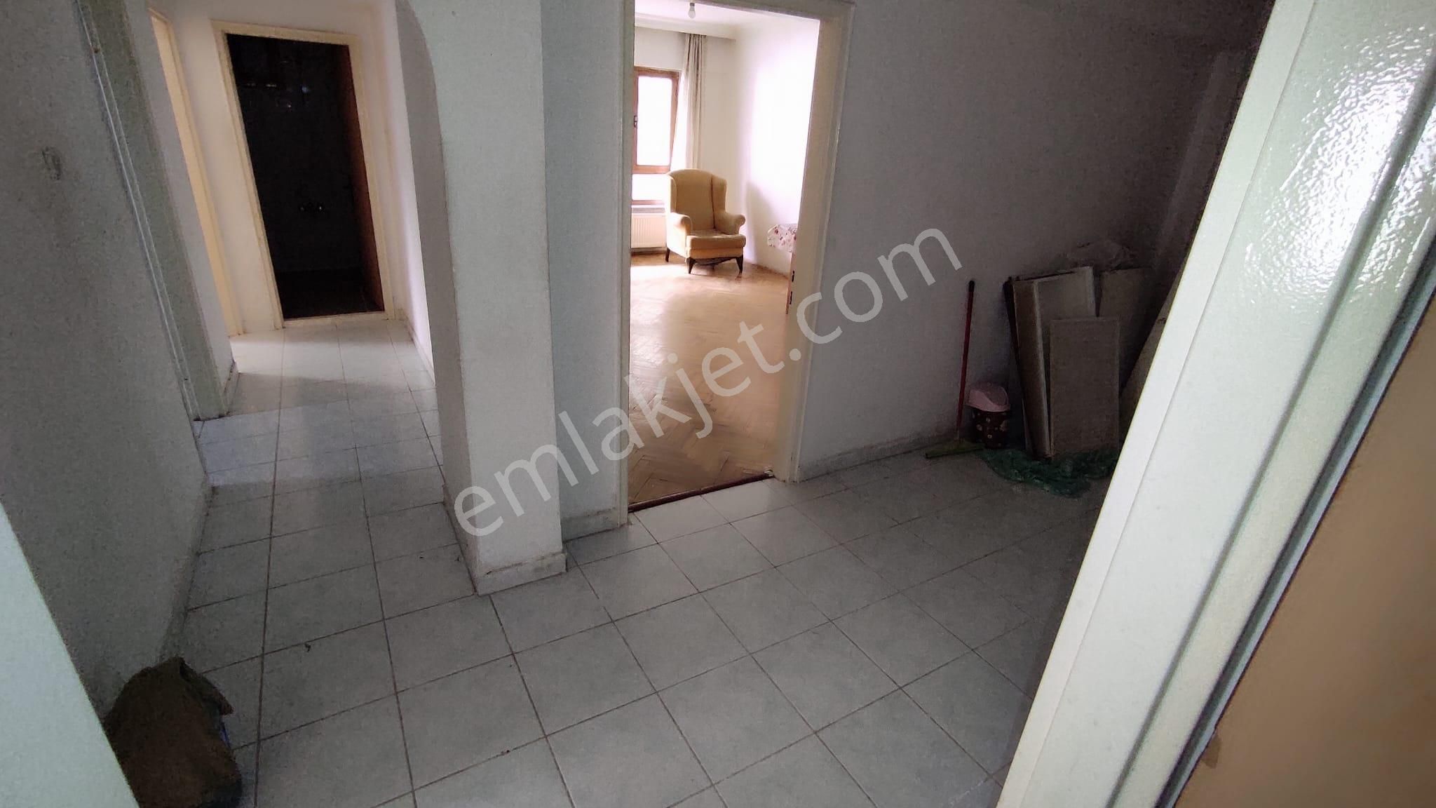 Kiralık*daire*ufuktepe Mah*merkez De*cadde Kenarı*giriş*2+1* - Görsel 6