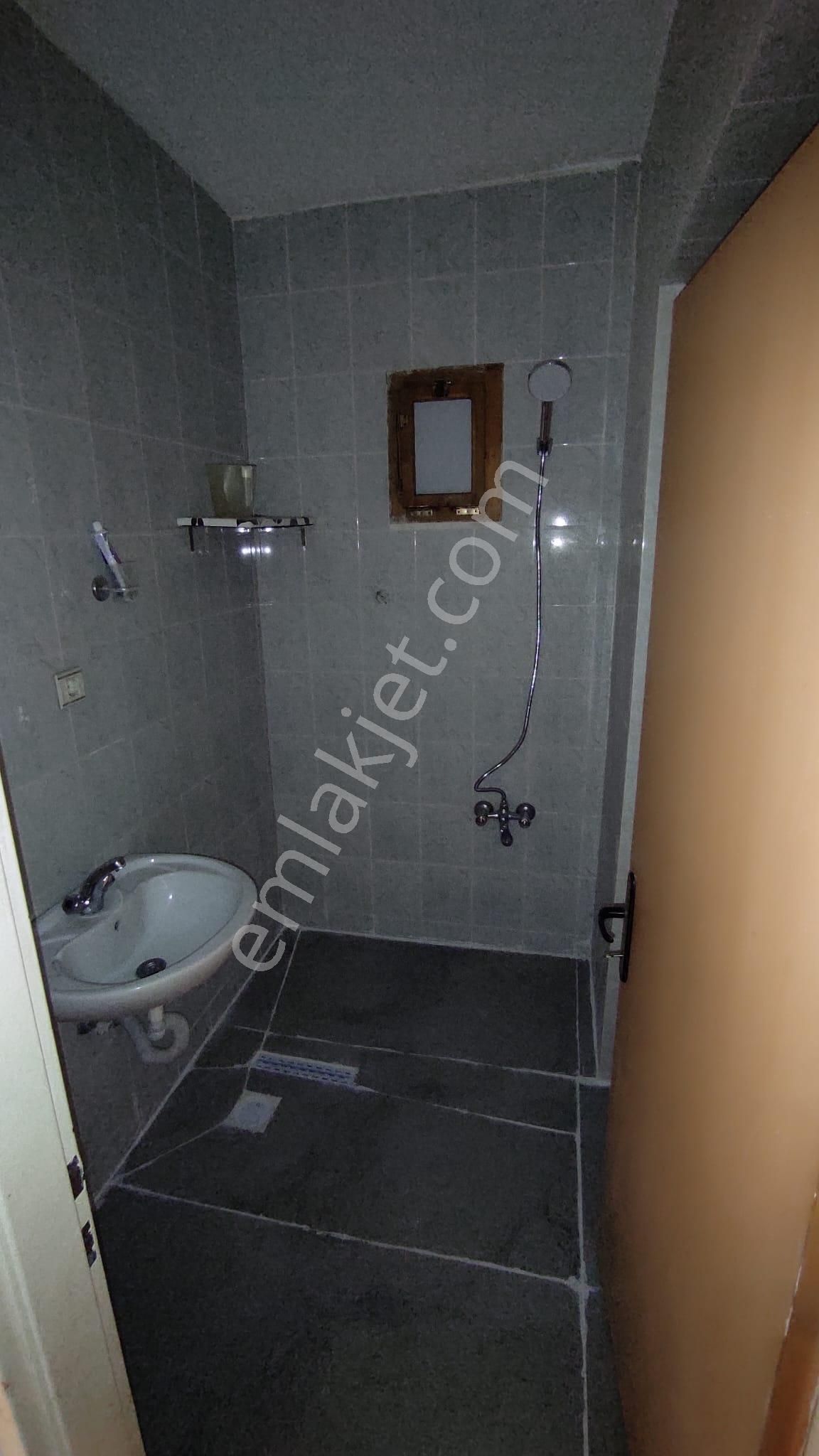 Kiralık*daire*ufuktepe Mah*merkez De*cadde Kenarı*giriş*2+1* - Görsel 10