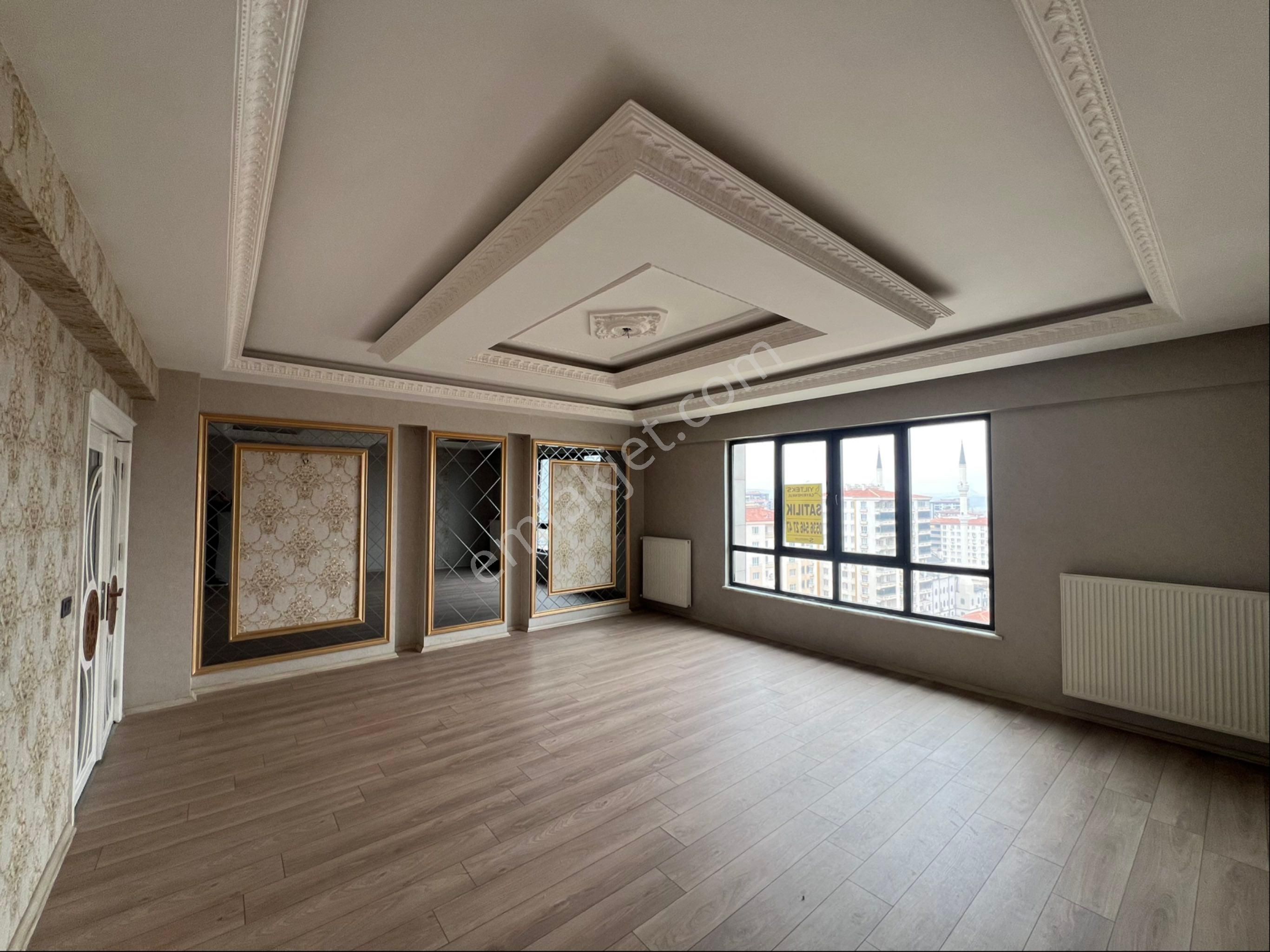 Fıstıklık Mah.merkezi Konumda Geniş Açık Cepheli Lüx Satılık 4+1 Daire