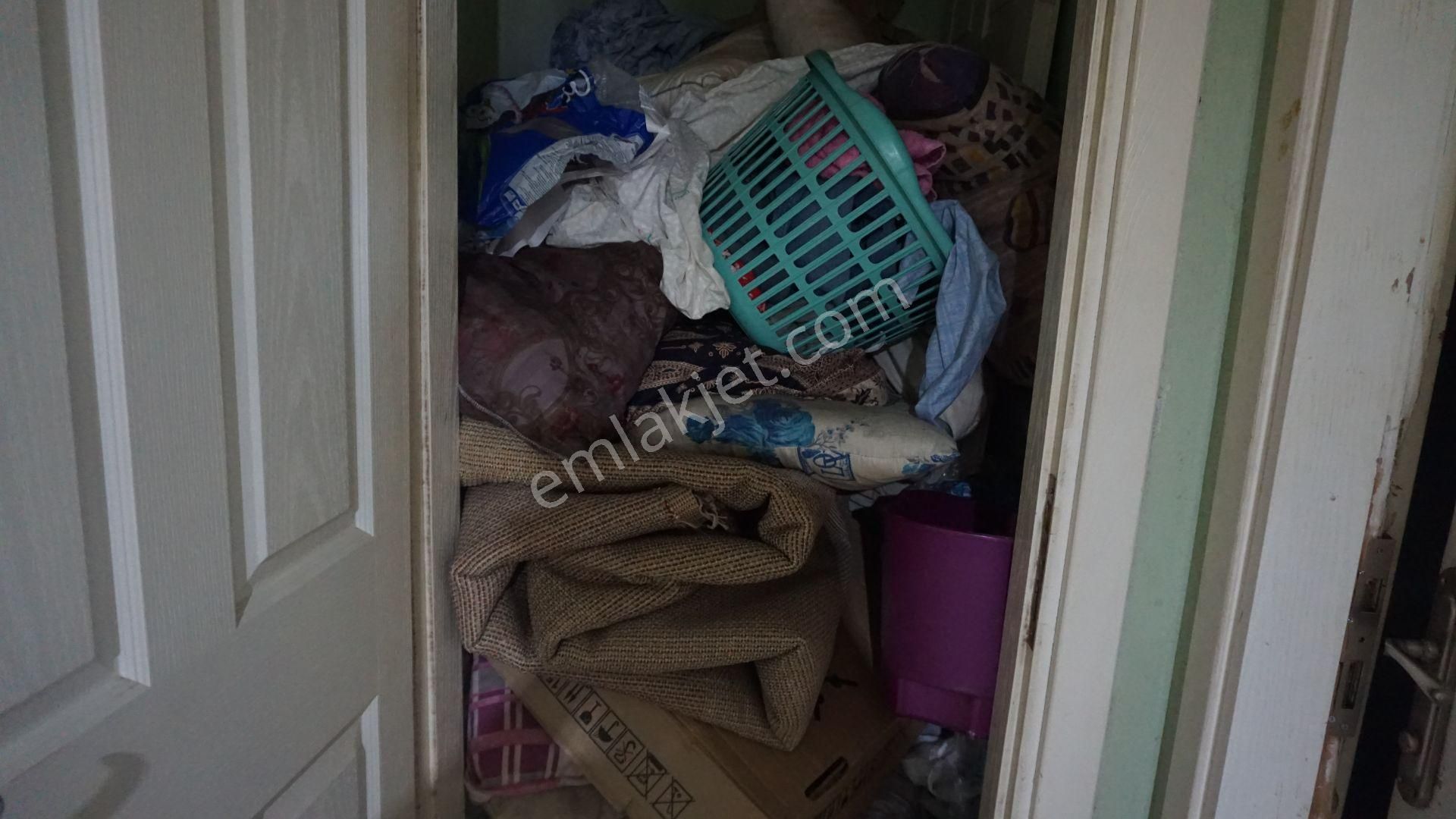 Harmandalında Kiralık Eşyalı 3+1 Balkonlu+asansörlü Çiğli Serkan - Görsel 15