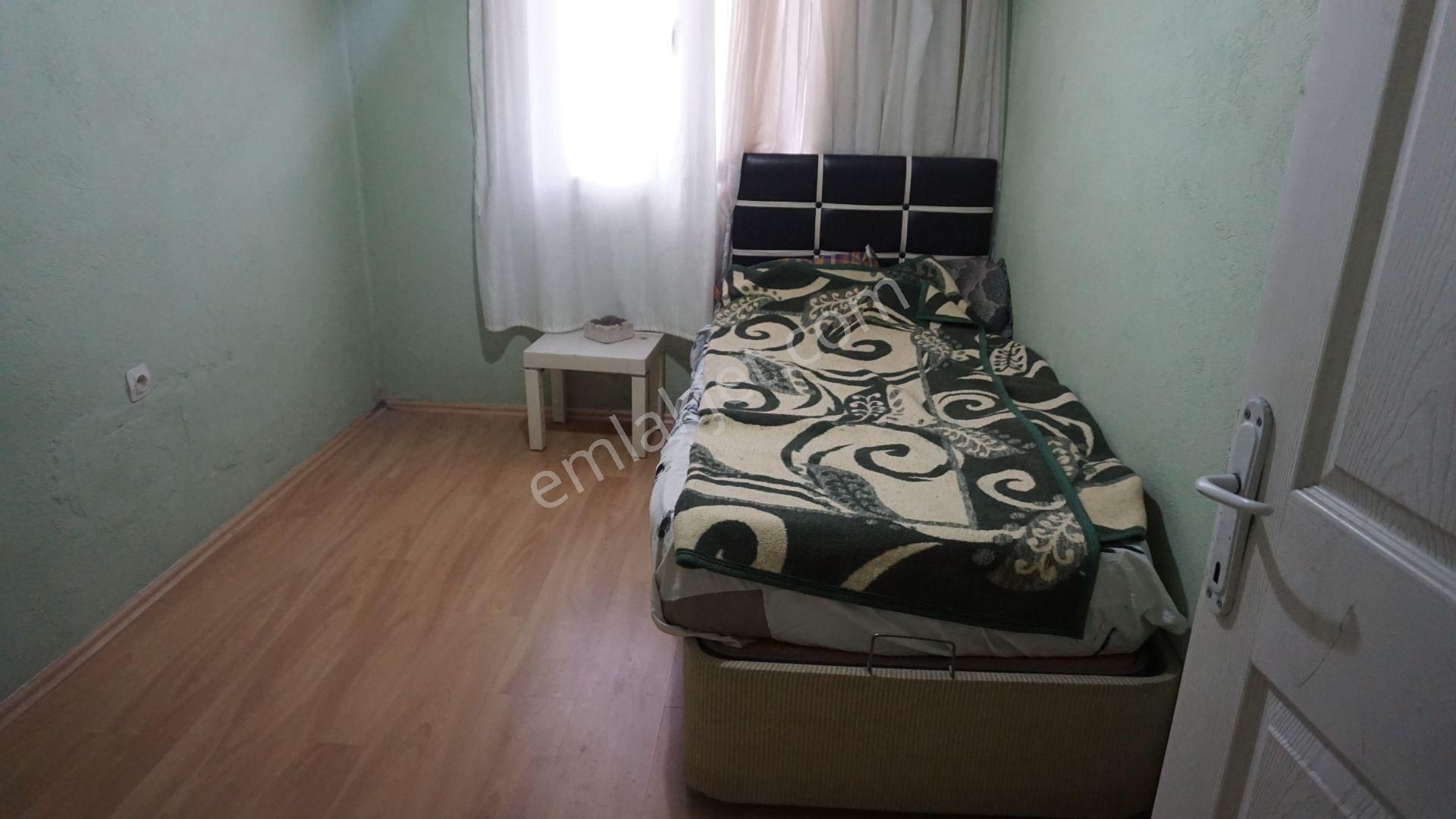 Harmandalında Kiralık Eşyalı 3+1 Balkonlu+asansörlü Çiğli Serkan - Görsel 8