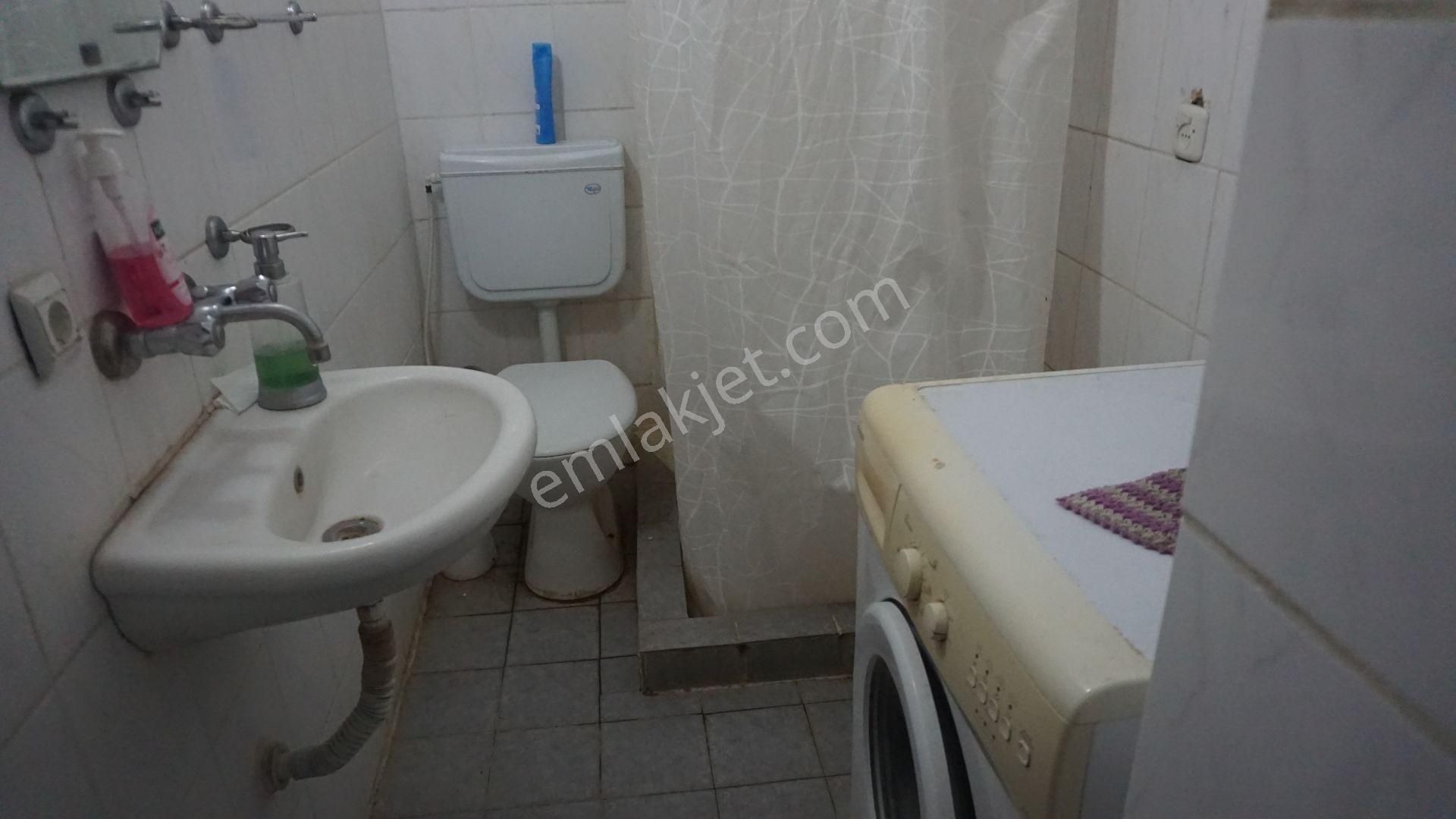 Harmandalında Kiralık Eşyalı 3+1 Balkonlu+asansörlü Çiğli Serkan - Görsel 13