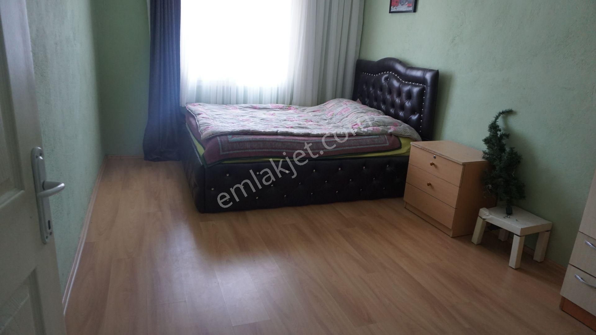 Harmandalında Kiralık Eşyalı 3+1 Balkonlu+asansörlü Çiğli Serkan - Görsel 9