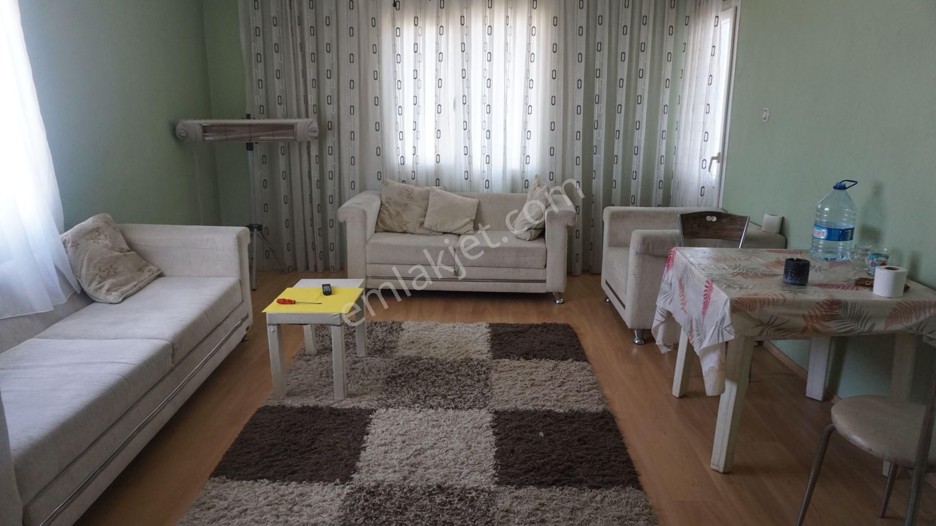 Harmandalında Kiralık Eşyalı 3+1 Balkonlu+asansörlü Çiğli Serkan - Görsel 4