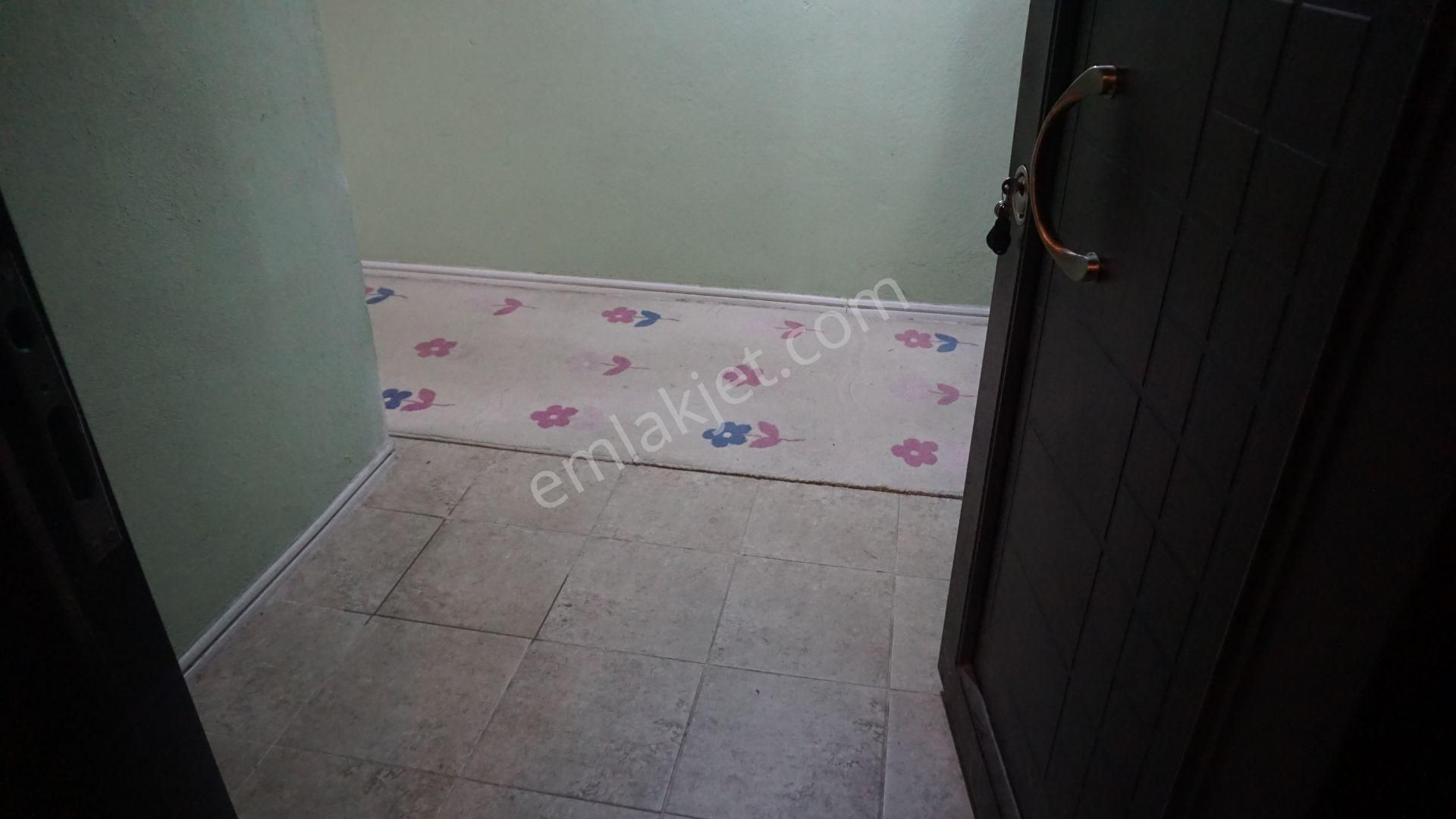 Harmandalında Kiralık Eşyalı 3+1 Balkonlu+asansörlü Çiğli Serkan - Görsel 17