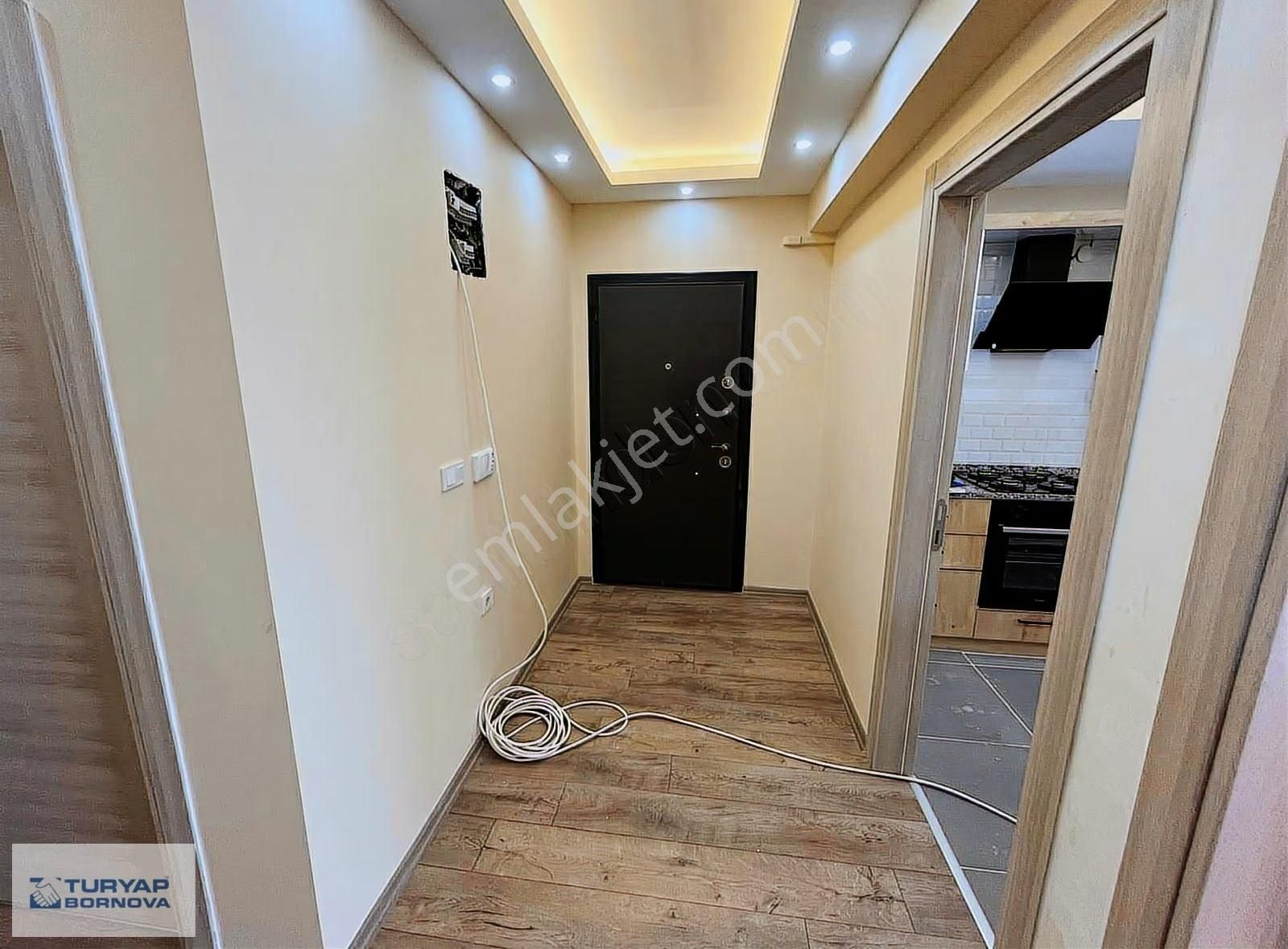 Çiğili Şirintepede Kiralık 5+1 Daire - Görsel 13