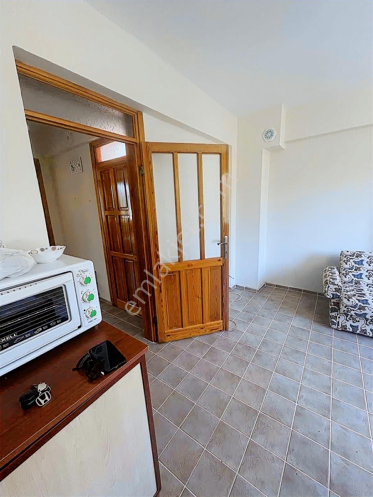 Altınoluk'ta Satılık 2+1 Eşyalı Daire - Görsel 4