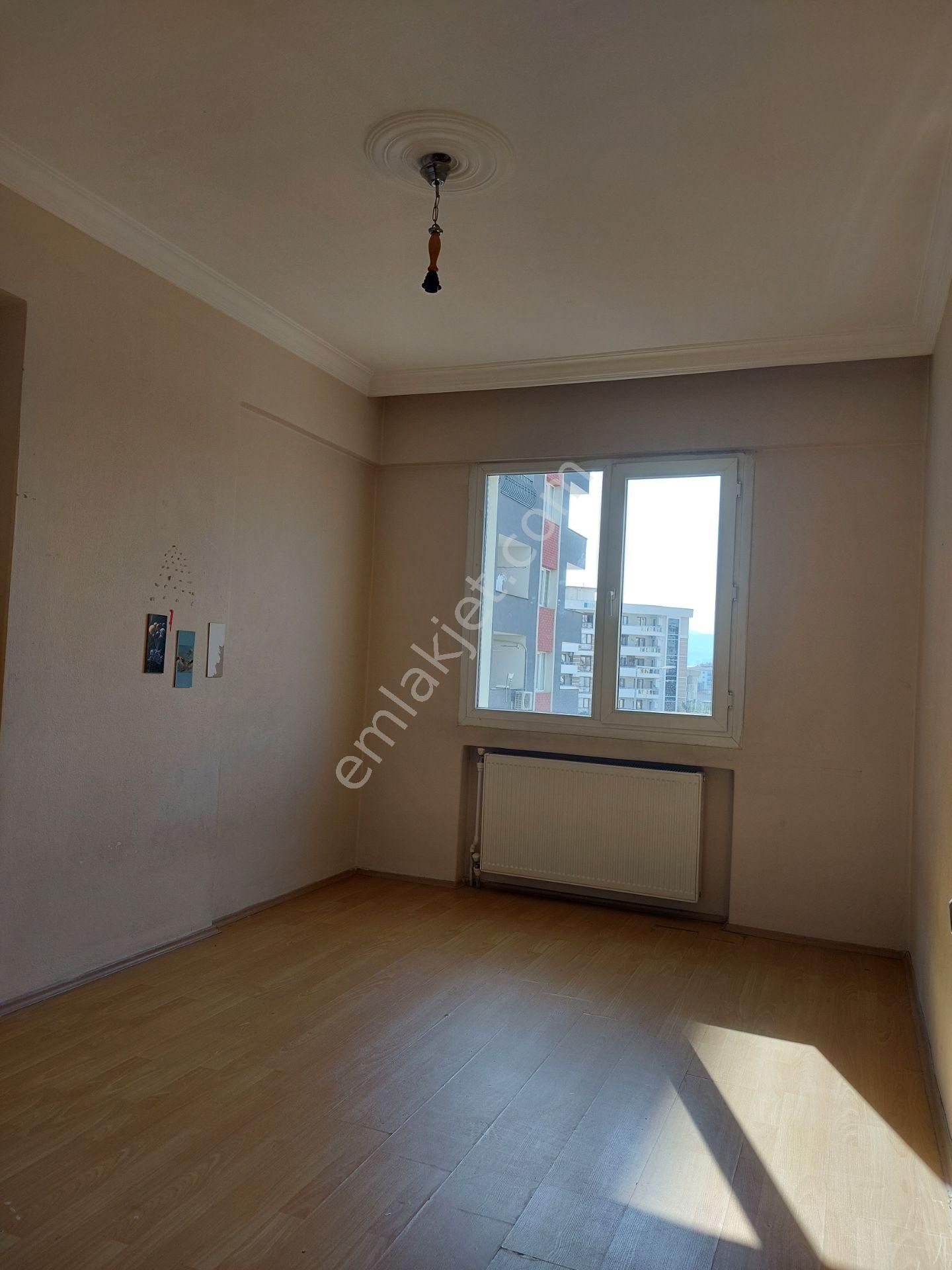 Buca Yıldız Mahallesi Klimalı Doğalgazlı Asansörlü Site İçi 3+1 - Görsel 16