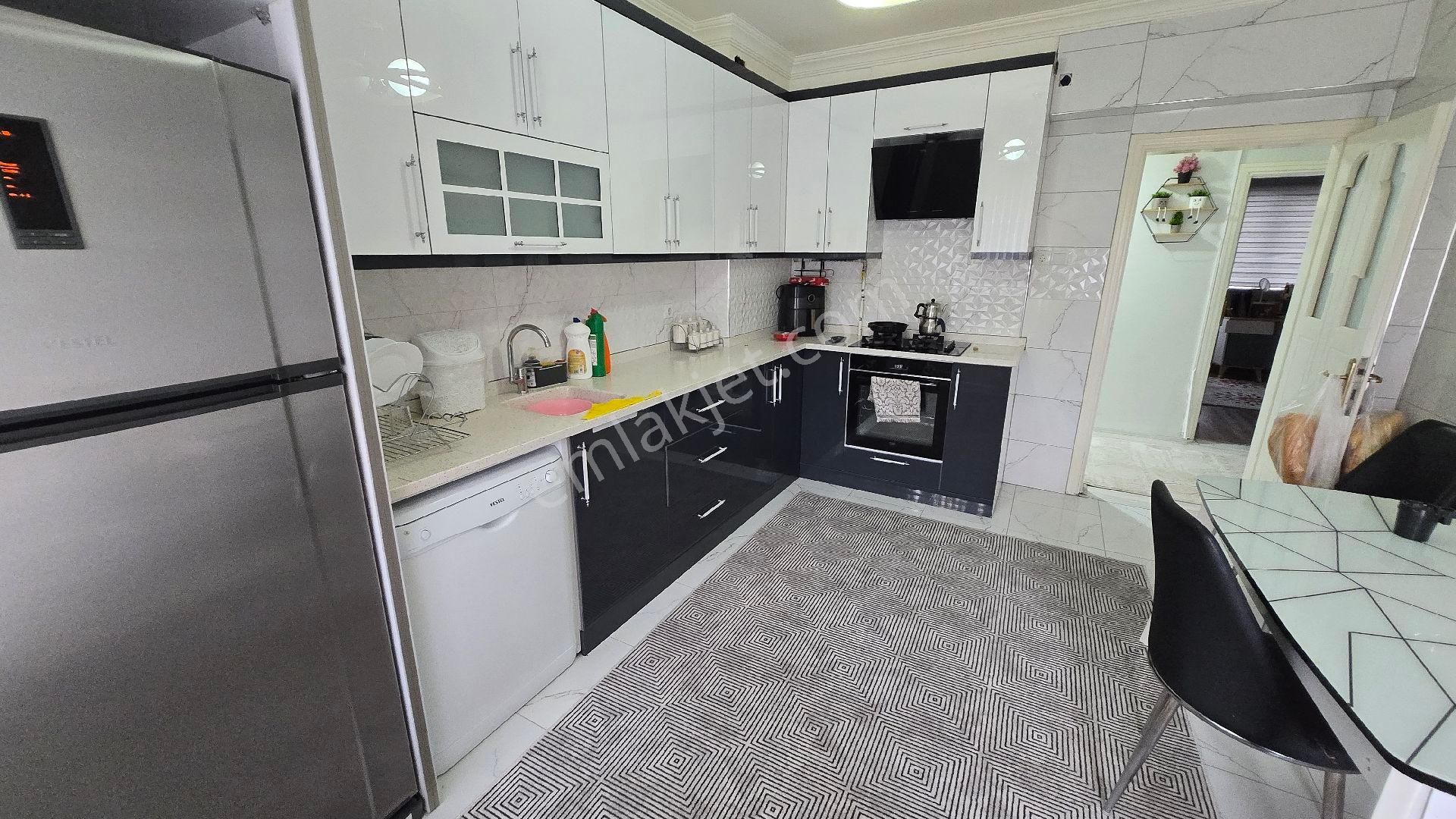 Girişimciden Yeni Mahallede 3+1 Net 165m2 Arakat Asansörlü Daire - Görsel 10