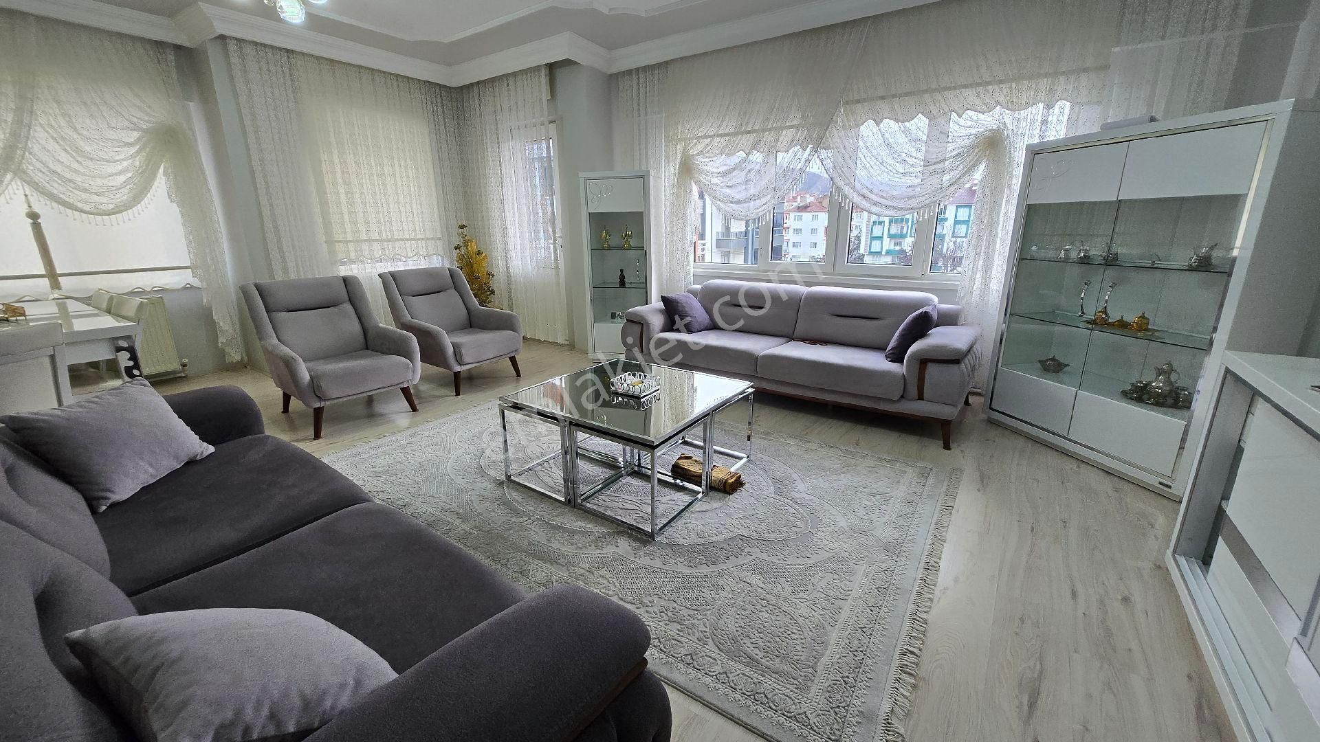 Girişimciden Yeni Mahallede 3+1 Net 165m2 Arakat Asansörlü Daire - Görsel 4