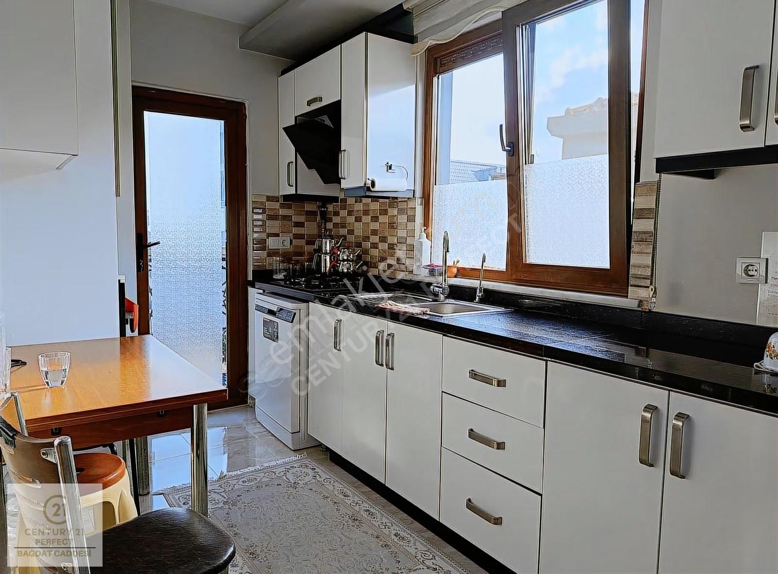 Çekmeköy Alemdağ Merkez'de Satılık 4+1 Dubleks Daire - Görsel 4