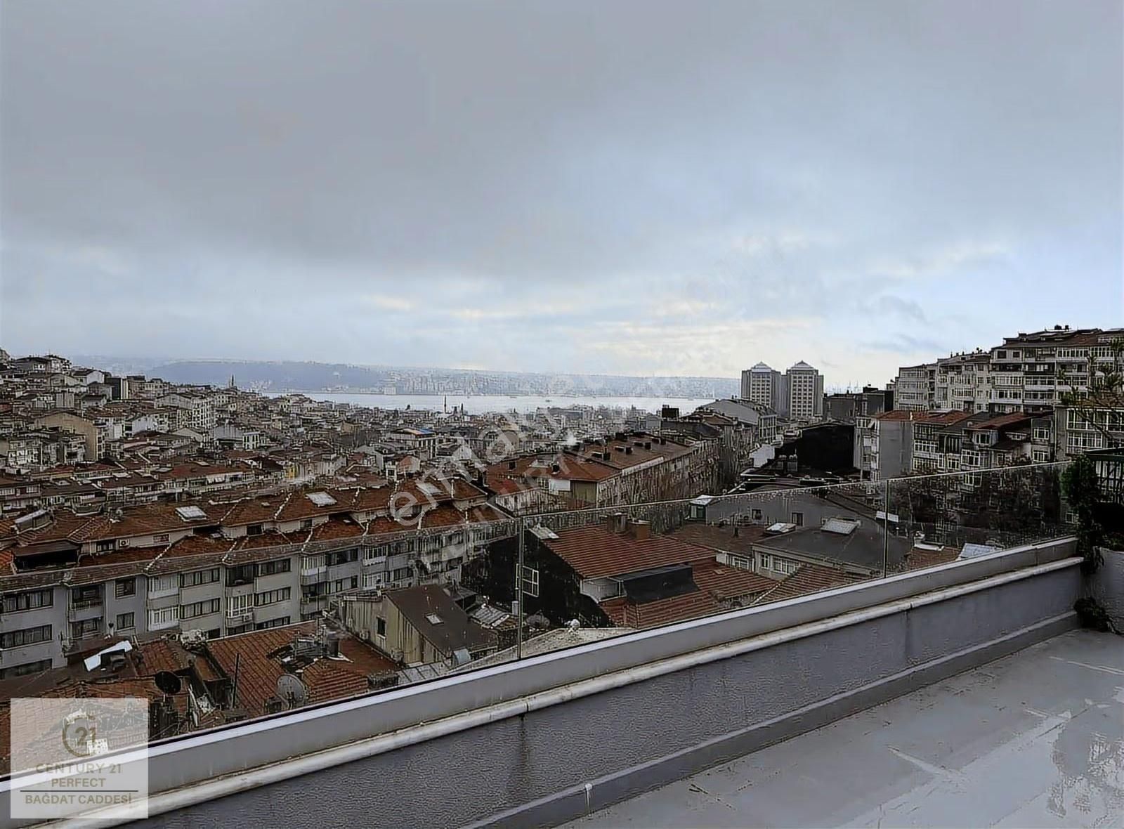Beşiktaş'ta Deniz Manzaralı 5+1 Dubleks Daire - Görsel 15