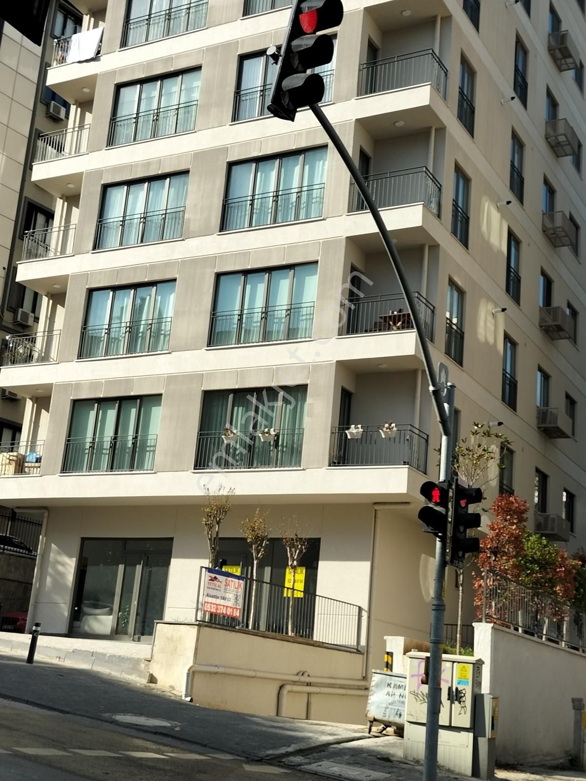 Ressam Salih Erimez Cad. Üstü Ön Kullanımlı 25 M2 Satılık Dükkan - Görsel 6