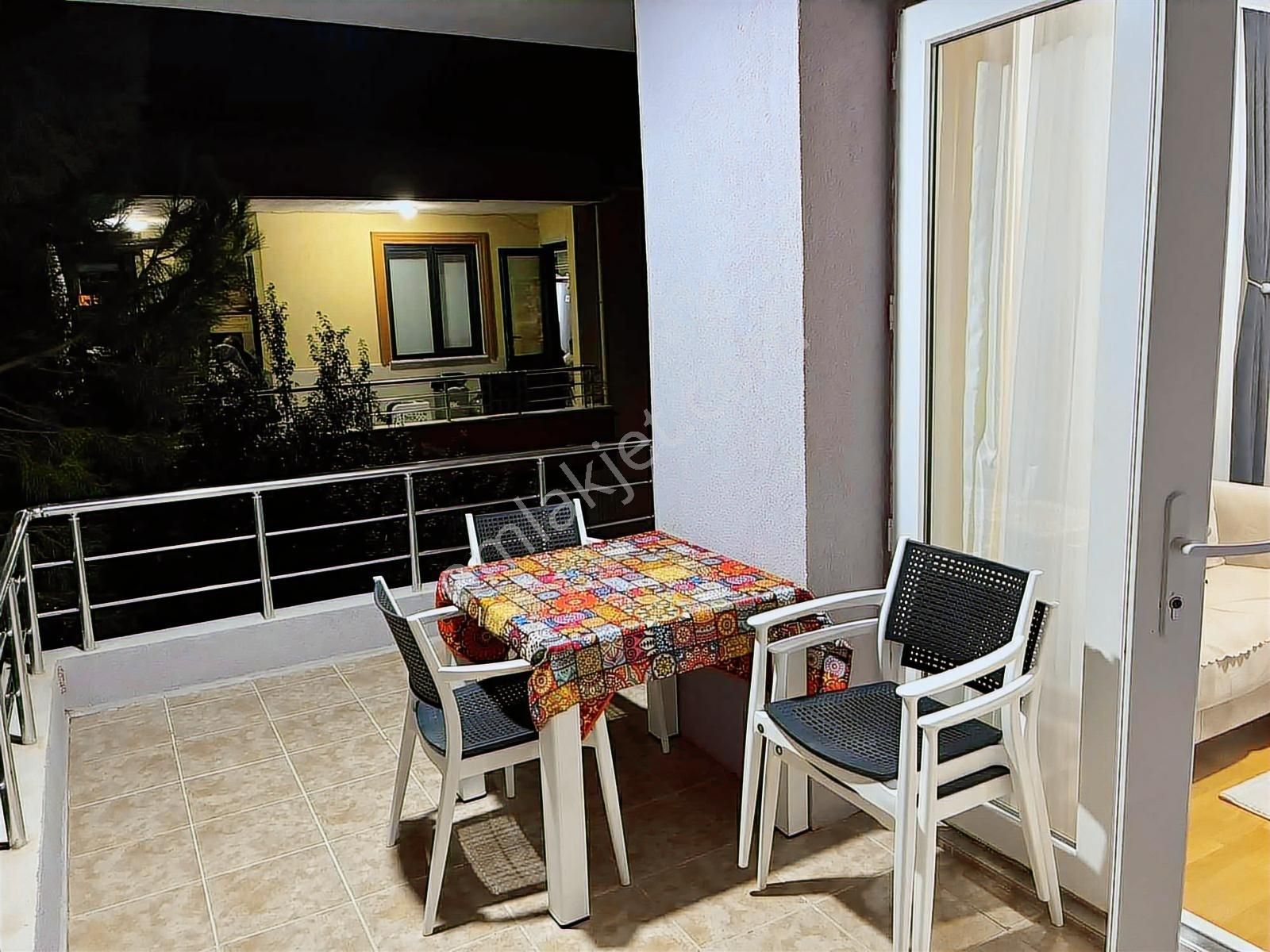 Küçükkuyu Da Denize 50 Mt. Satılık Geniş Dubleks Daire - Görsel 10