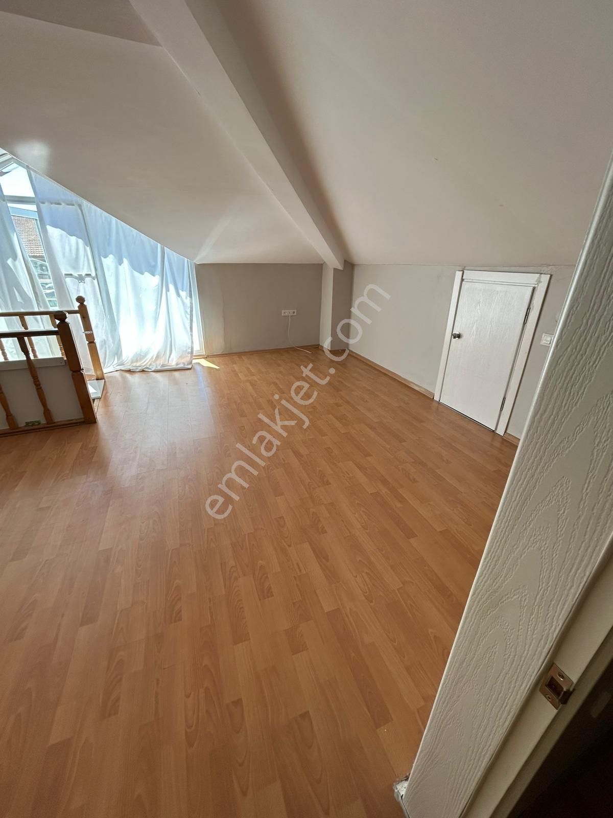 Küçükkuyu Da Denize 50 Mt. Satılık Geniş Dubleks Daire - Görsel 17