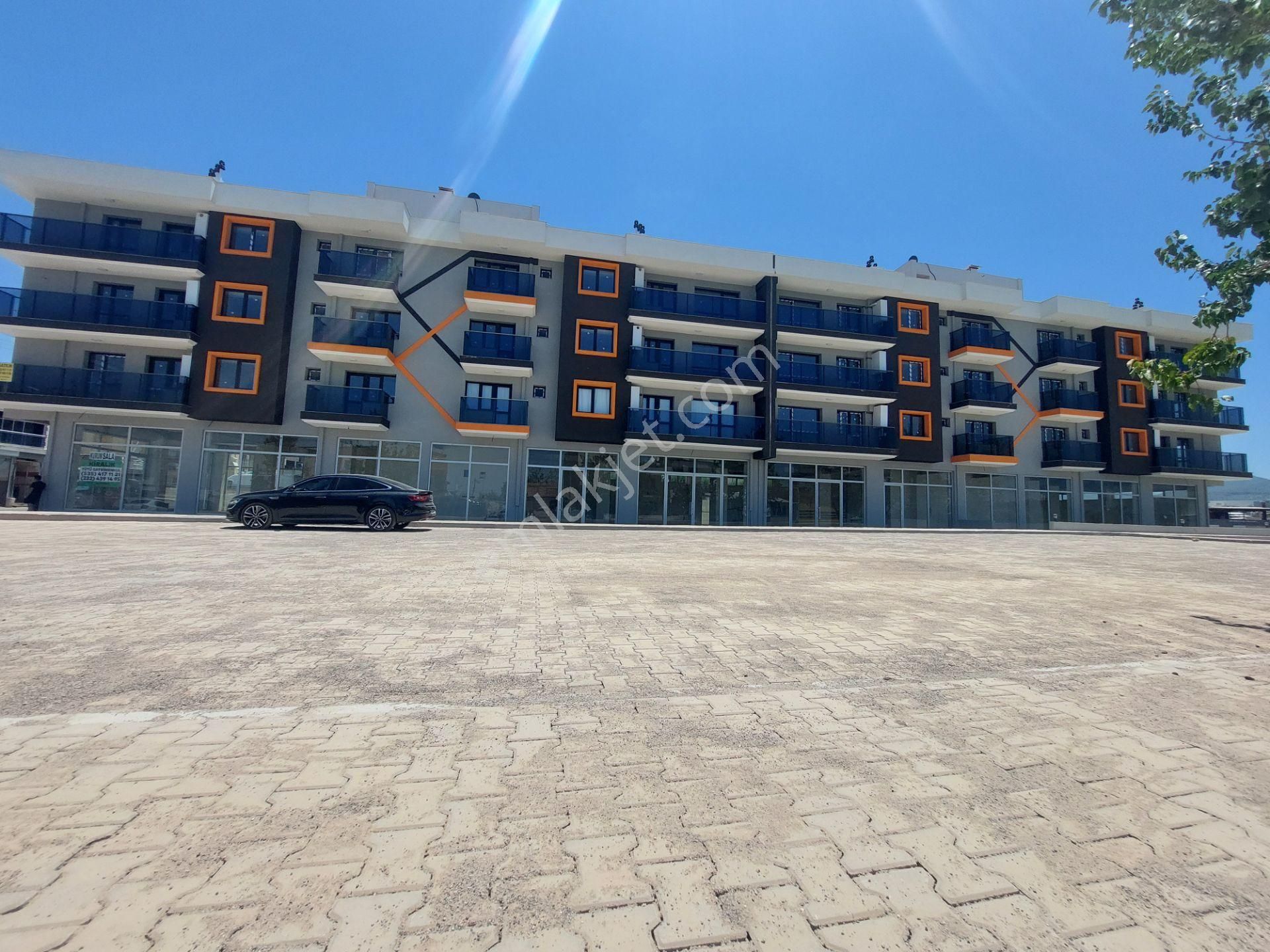 Buca Otokent Yakını 540m2 Kurumsala Kiralık Ticari Dükkan