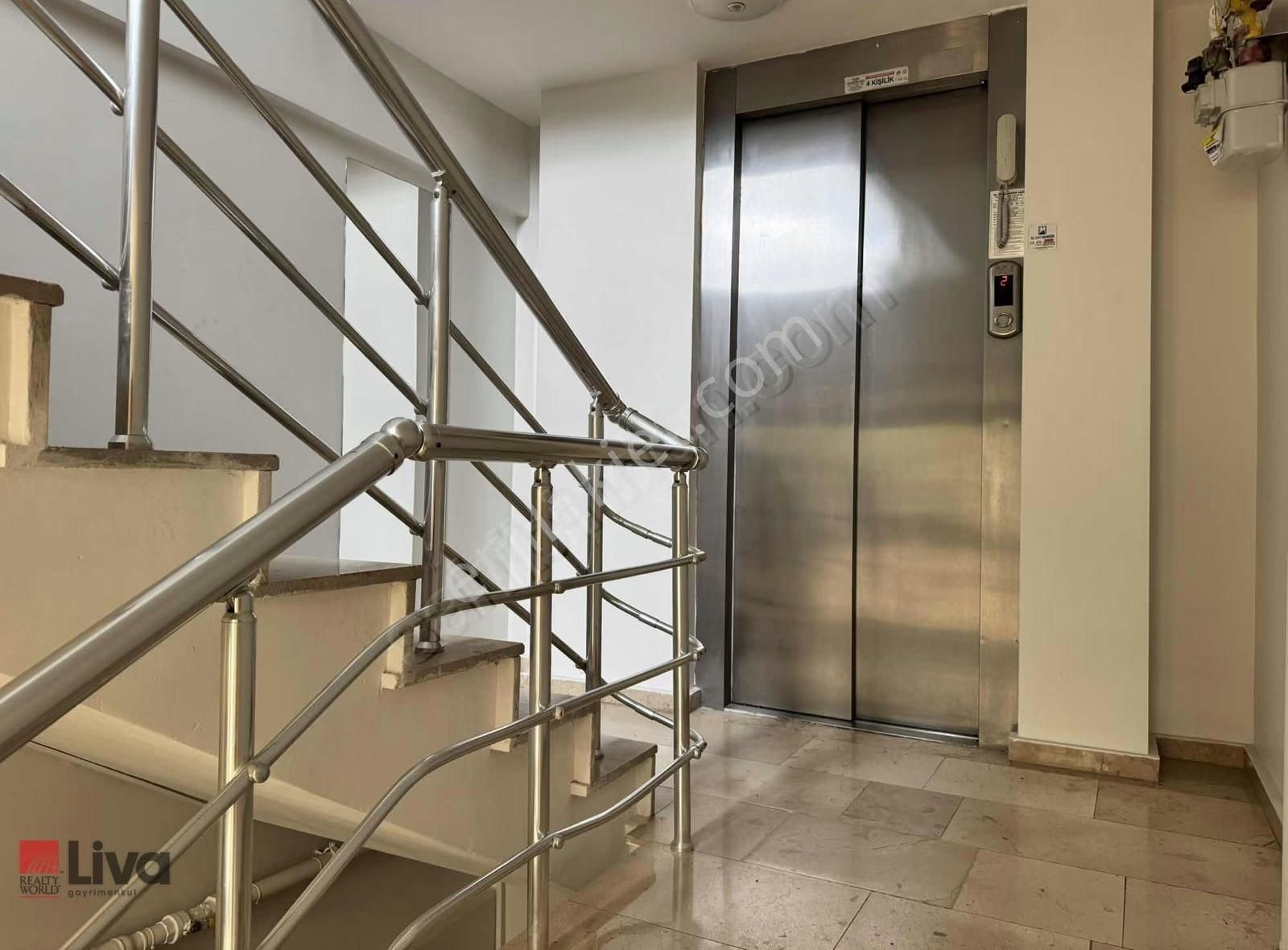 ▓cumhriyet Cad.üzeri Korsan Park Karşısı 170 M2 Asansörlü Daire▓ - Görsel 26