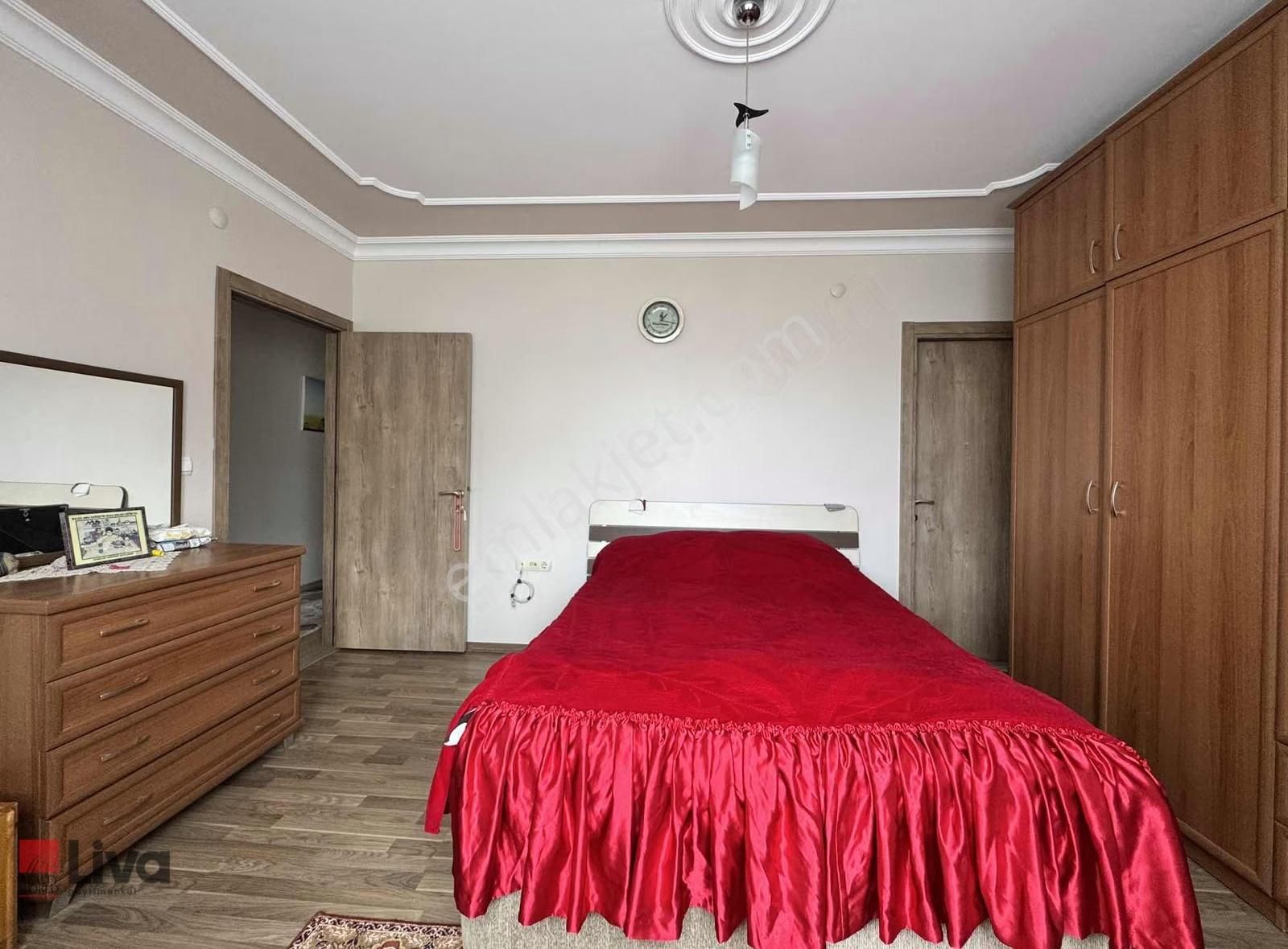 ▓cumhriyet Cad.üzeri Korsan Park Karşısı 170 M2 Asansörlü Daire▓ - Görsel 31