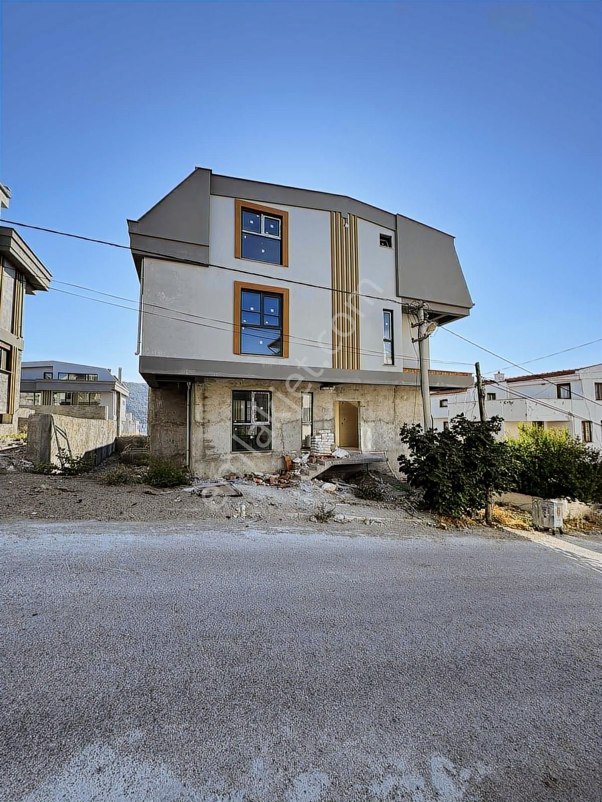 Havuzlu Satılık Sıfır 6+1 Müstakil Villa - Görsel 7