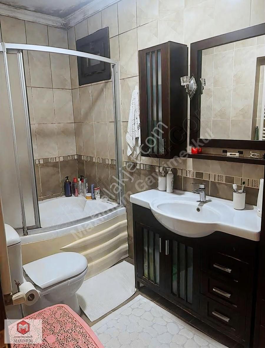 Bakırköy Demirkapı Caddesinde Ataköye Komşu 2+1 Ferah Satılık - Görsel 4