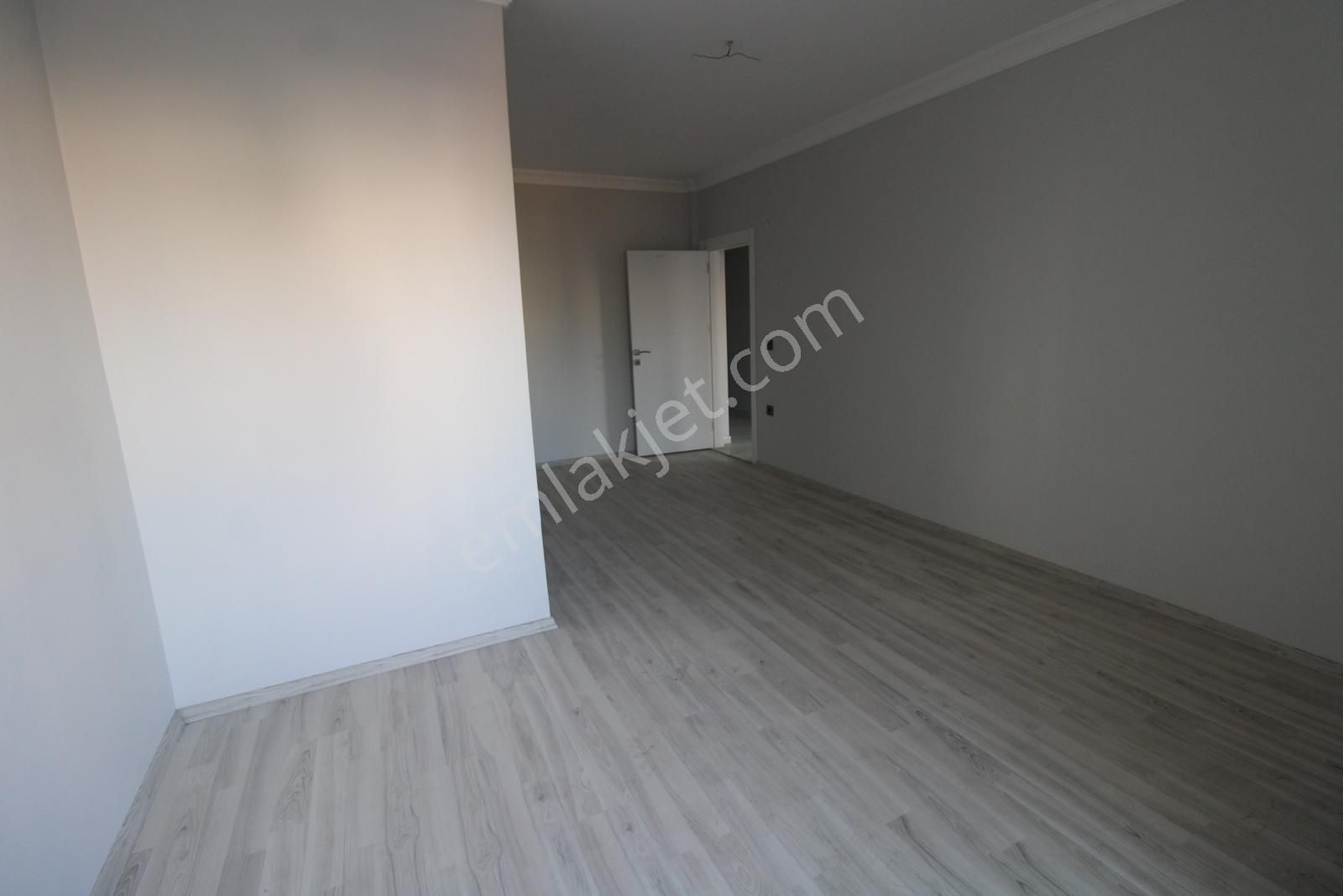 Balıkesir Karesi Çay Mh. Dereboyu Caddesinde 2+1 Geniş Daire - Görsel 16