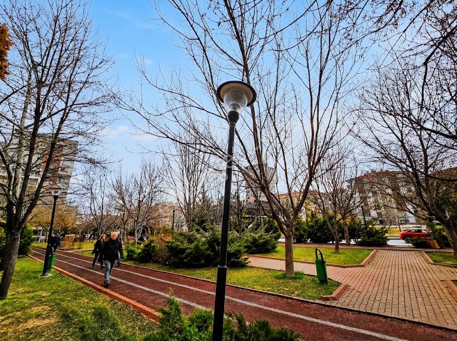 Öveçler'de, Taurus Avm'ye Yürüme Mesafesinde, Park Manzaralı, Ara Kat 3+1 Daire - Görsel 27