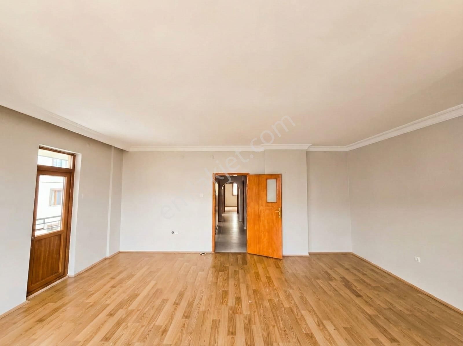 Öveçler'de, Taurus Avm'ye Yürüme Mesafesinde, Park Manzaralı, Ara Kat 3+1 Daire - Görsel 17