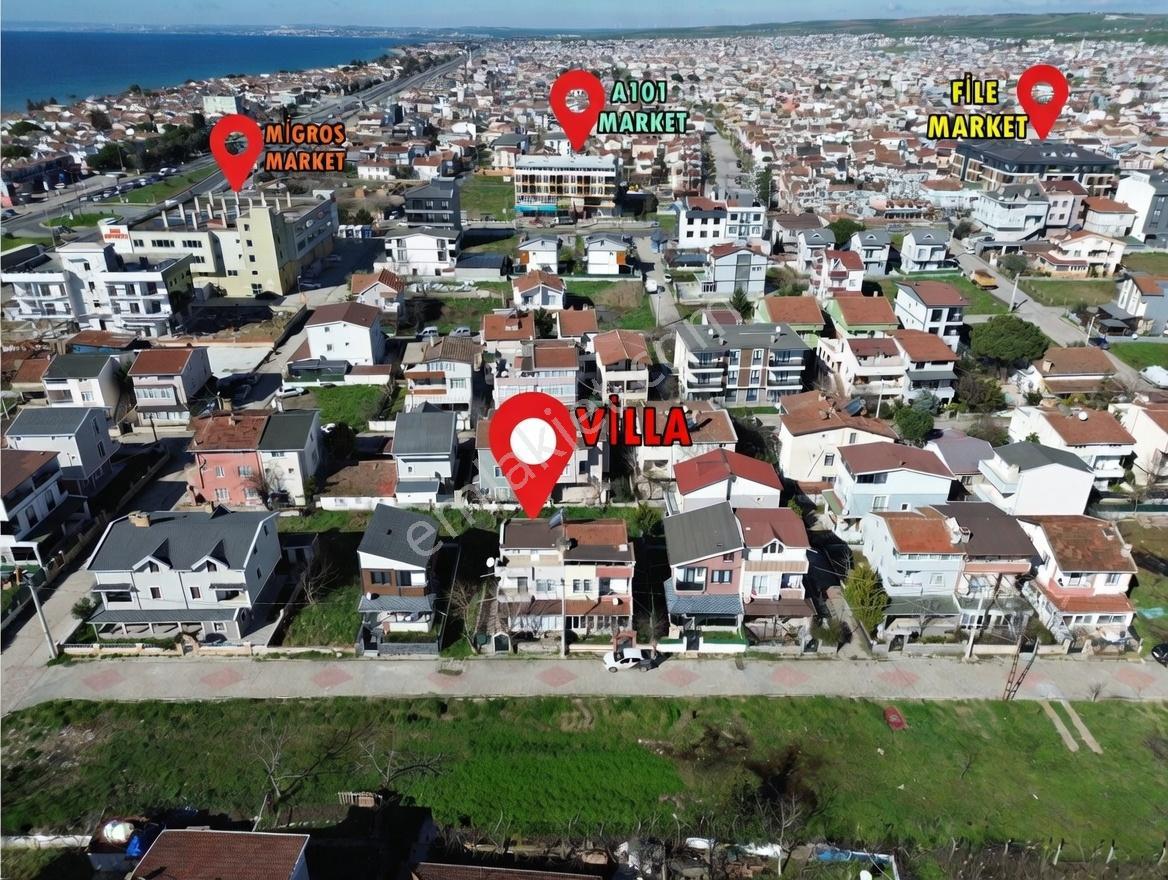 Yeniçiftlikte Bulvar Caddesinde Denize Yakın Köşe Başı 3+1 Villa - Görsel 28