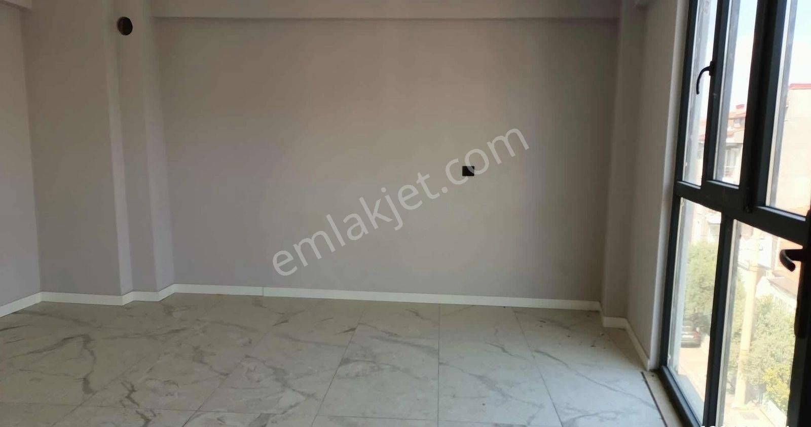 Sırakapılar Mahallesi Fırat Pastanesi Yakını Satılık Daire - Görsel 4