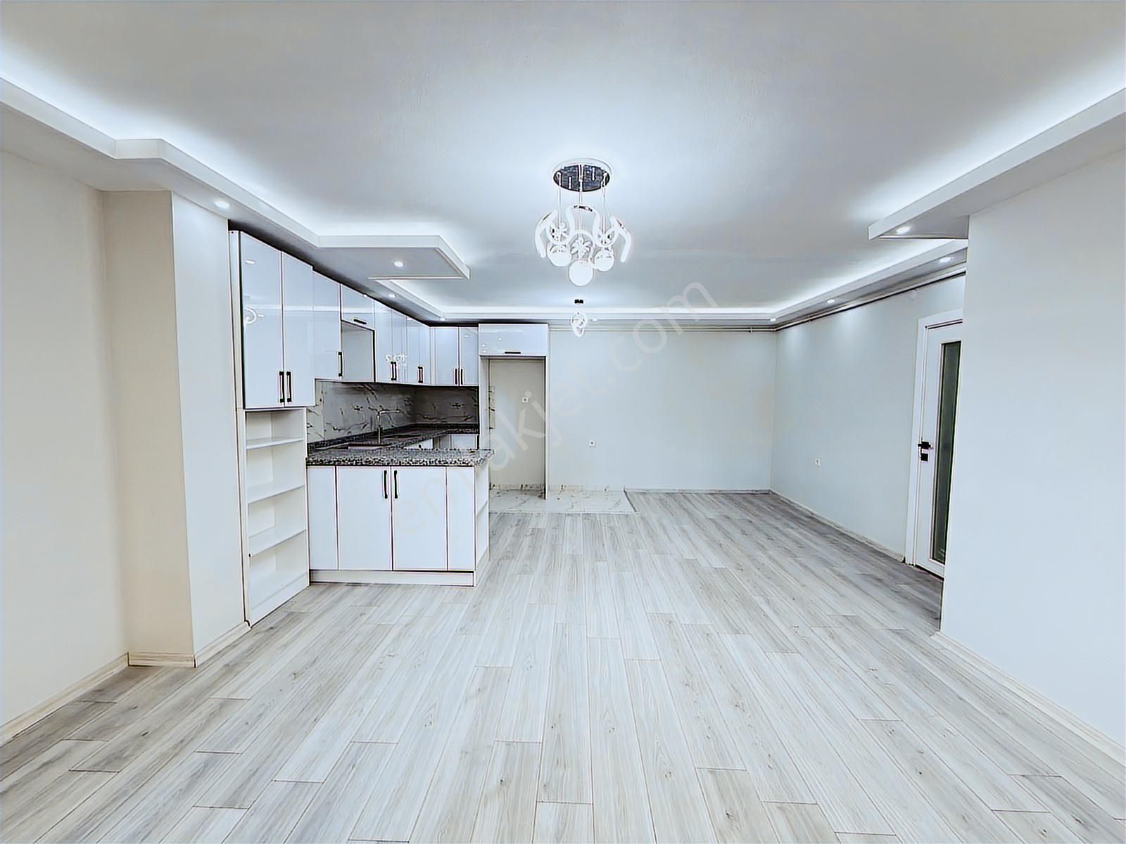 Dr. Tevfik Sağlam Cad. Yakını 2+1 Amerikan Mutfak Loft Yapılı - Görsel 2