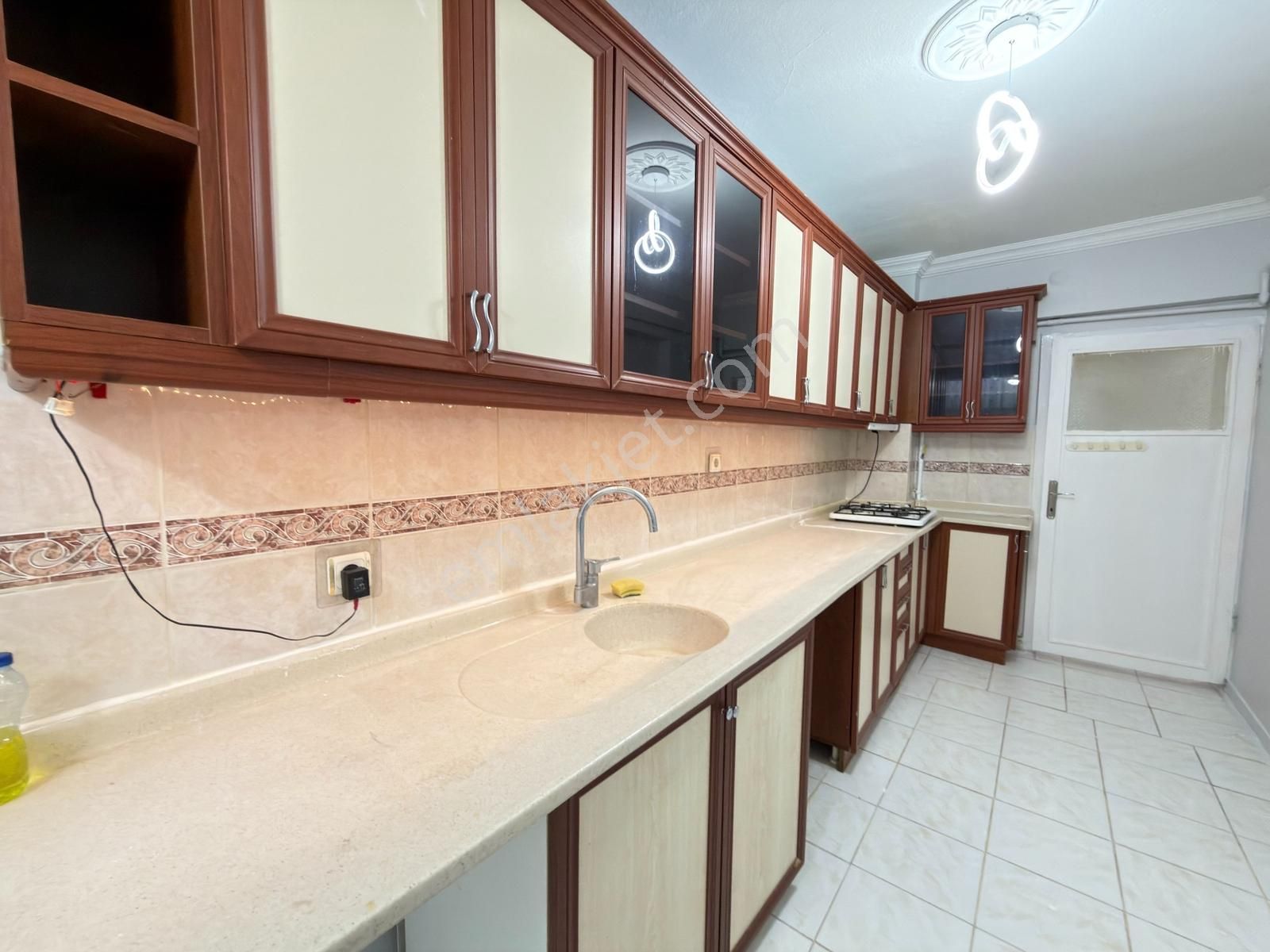 Aşağı Eğlence Yakını 2+1 Kendine Ait Bahçeli Ful Yapılı Masrafsz - Görsel 14